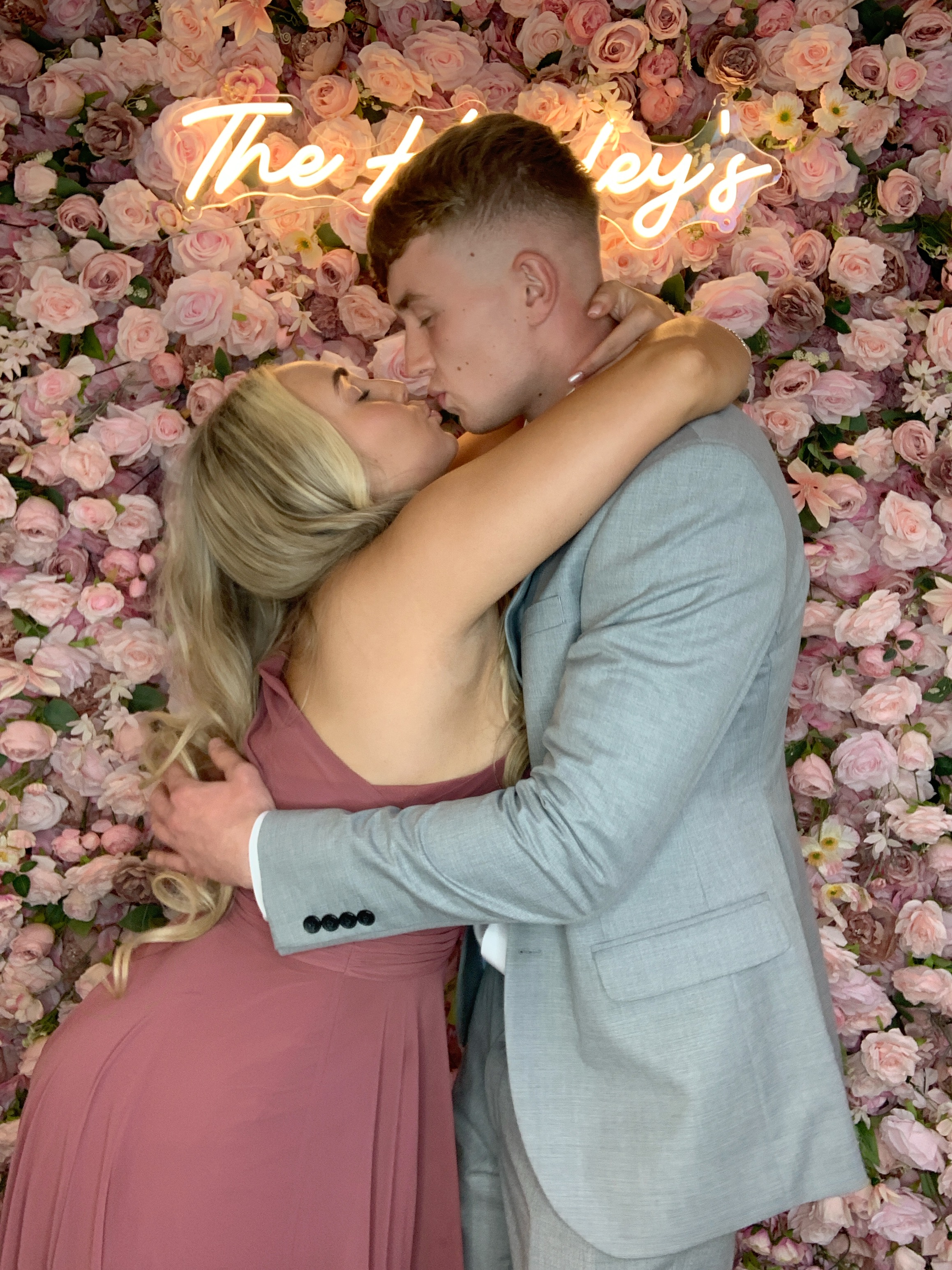 Shelly and Stephen’s images  | View more photos from the event at gallery.magicimages.uk/u/MagicImages/Shelly-and-Stephen’s-images-0