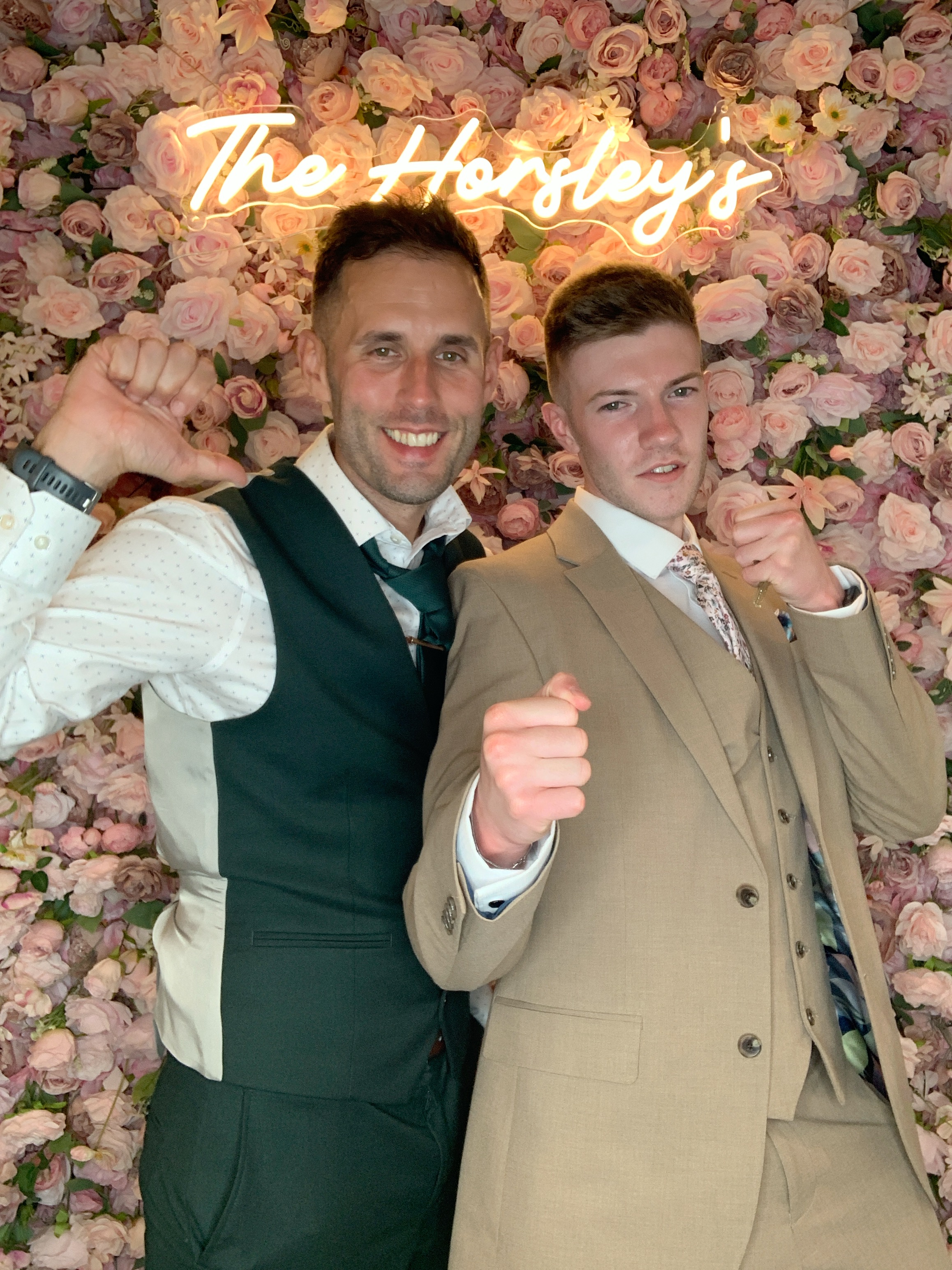 Shelly and Stephen’s images  | View more photos from the event at gallery.magicimages.uk/u/MagicImages/Shelly-and-Stephen’s-images-0