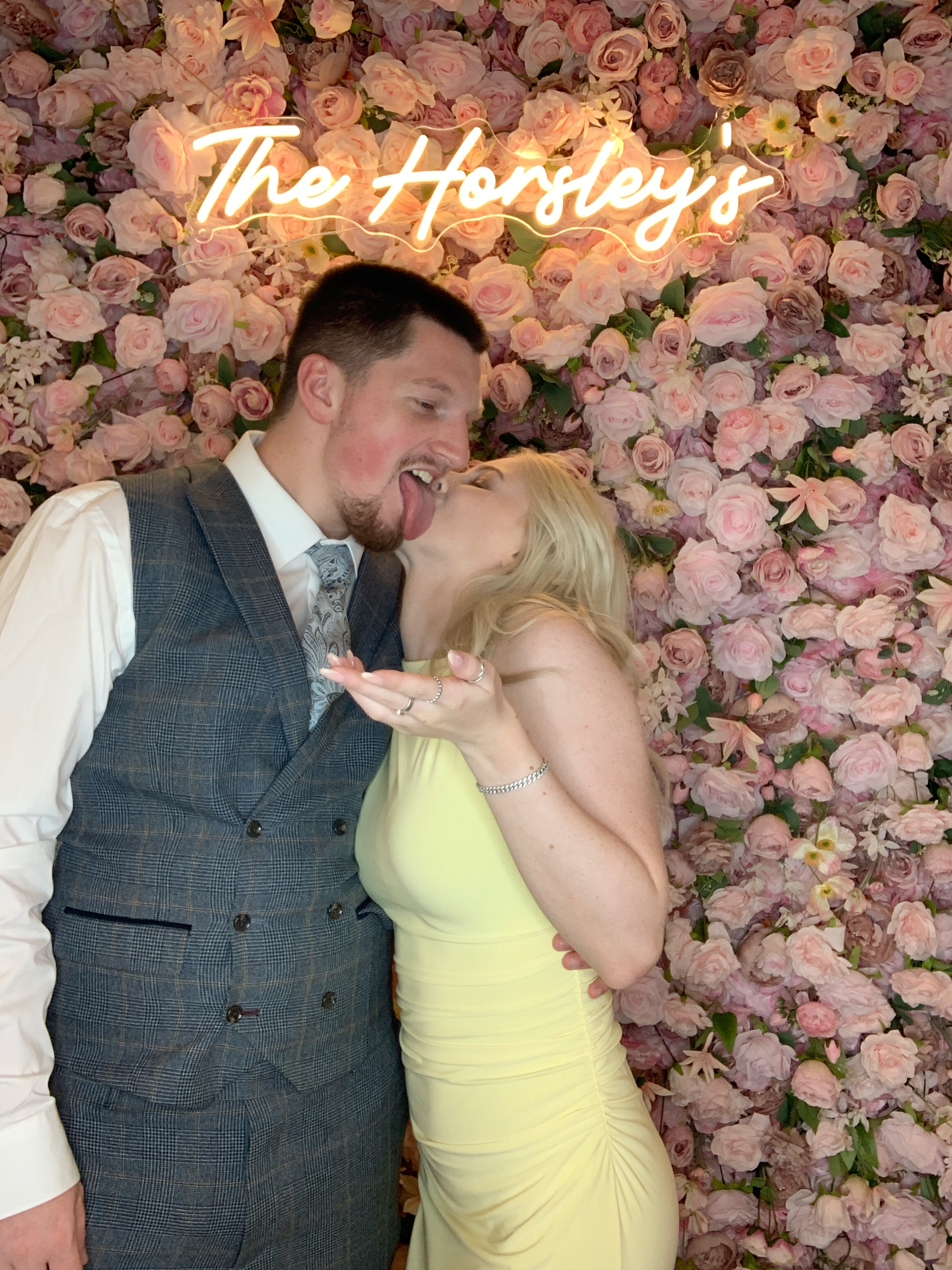 Shelly and Stephen’s images  | View more photos from the event at gallery.magicimages.uk/u/MagicImages/Shelly-and-Stephen’s-images-0