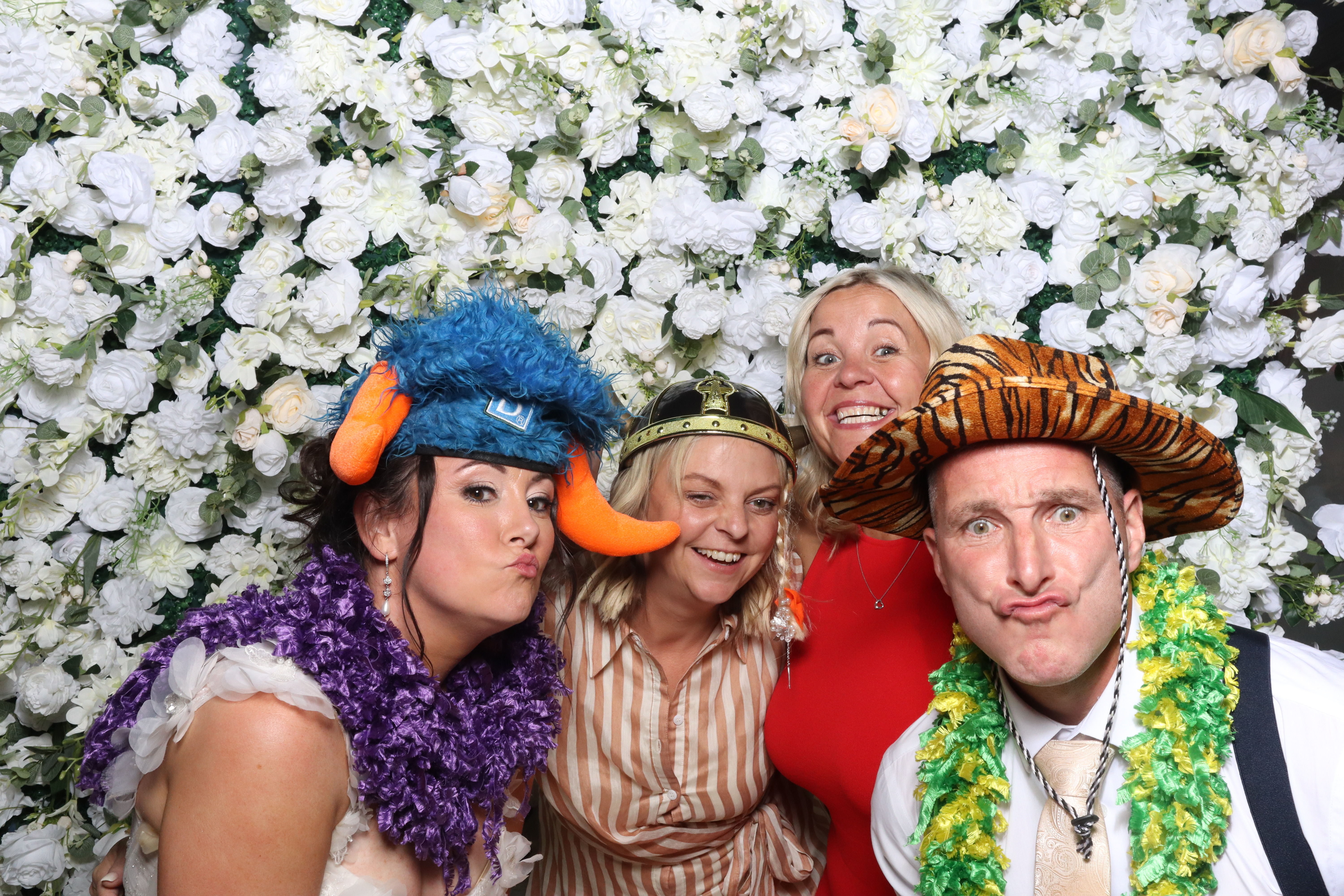 Steve & Maree | View more photos from the event at gallery.magicimages.uk/u/MagicImages/Steve-Maree