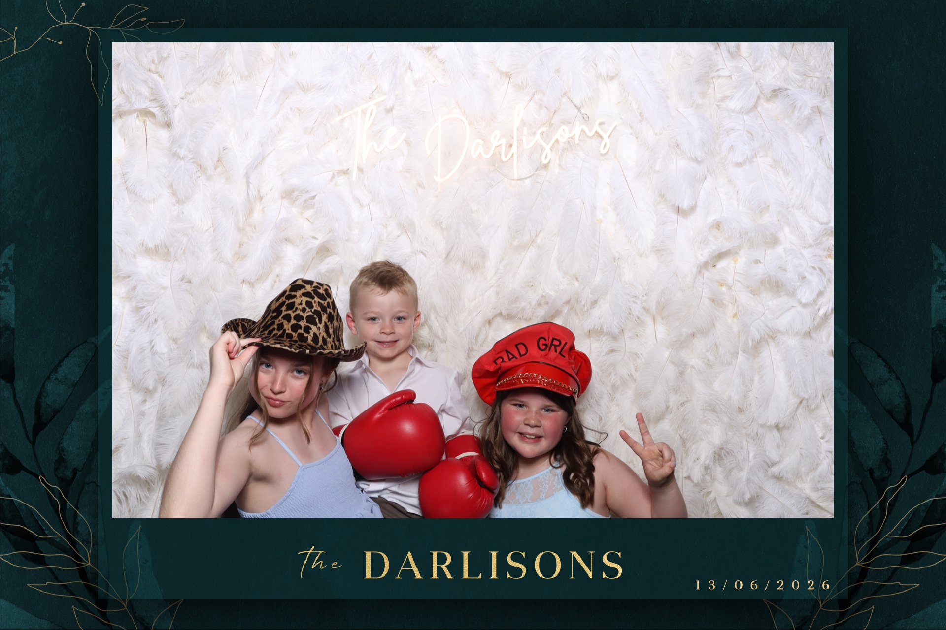 The Darlisons | View more photos from the event at gallery.magicimages.uk/u/MagicImages/The-Darlisons