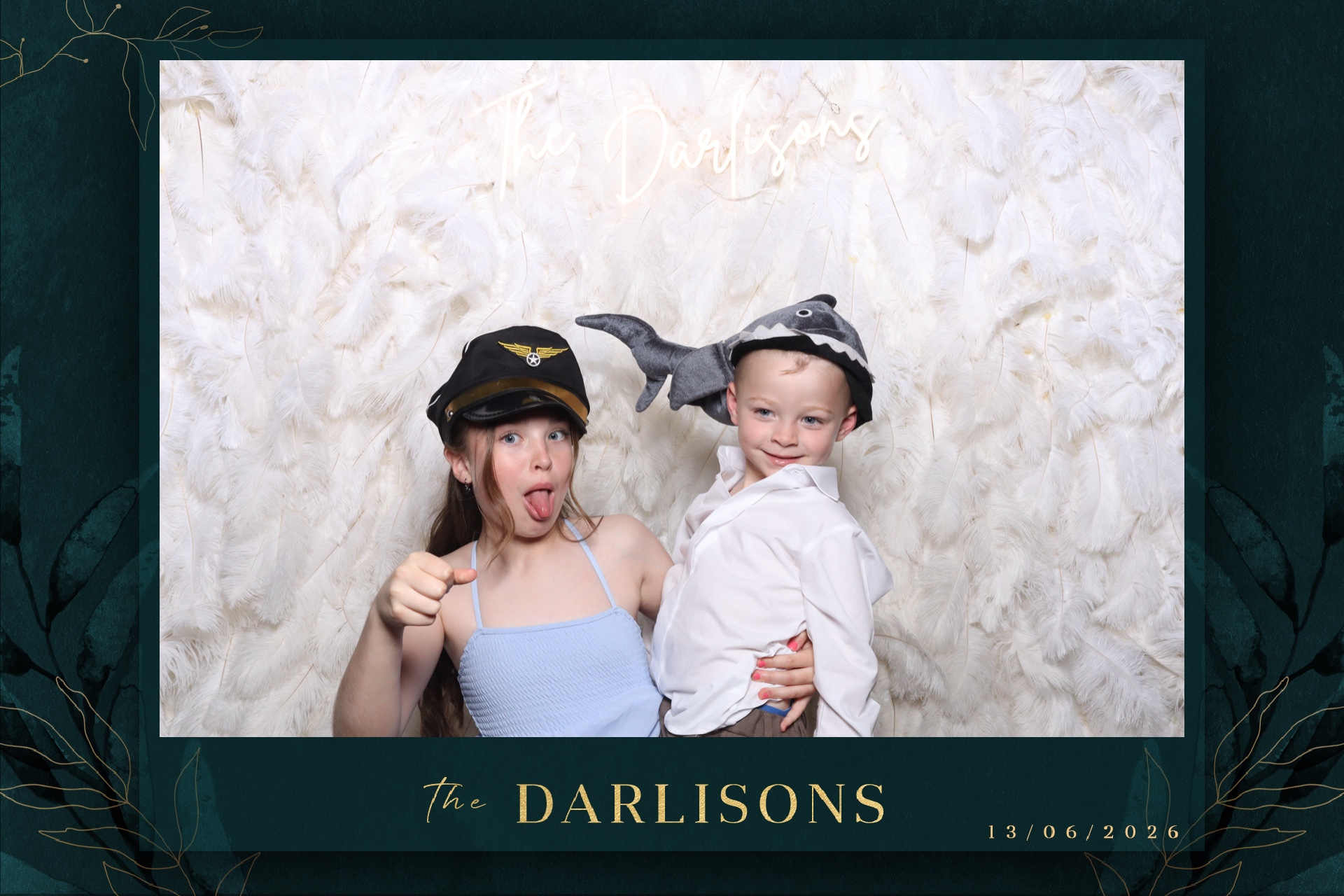 The Darlisons | View more photos from the event at gallery.magicimages.uk/u/MagicImages/The-Darlisons