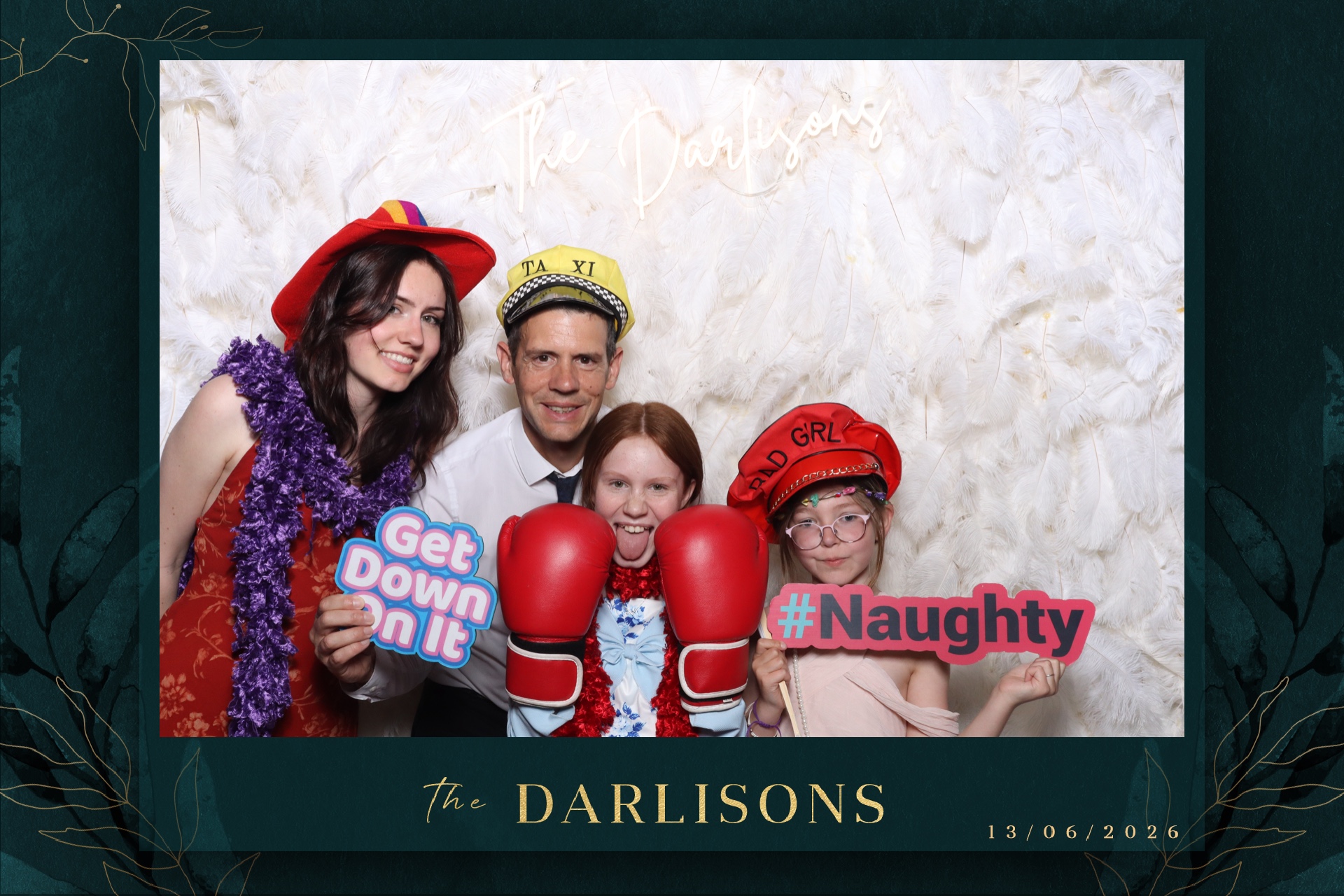 The Darlisons | View more photos from the event at gallery.magicimages.uk/u/MagicImages/The-Darlisons