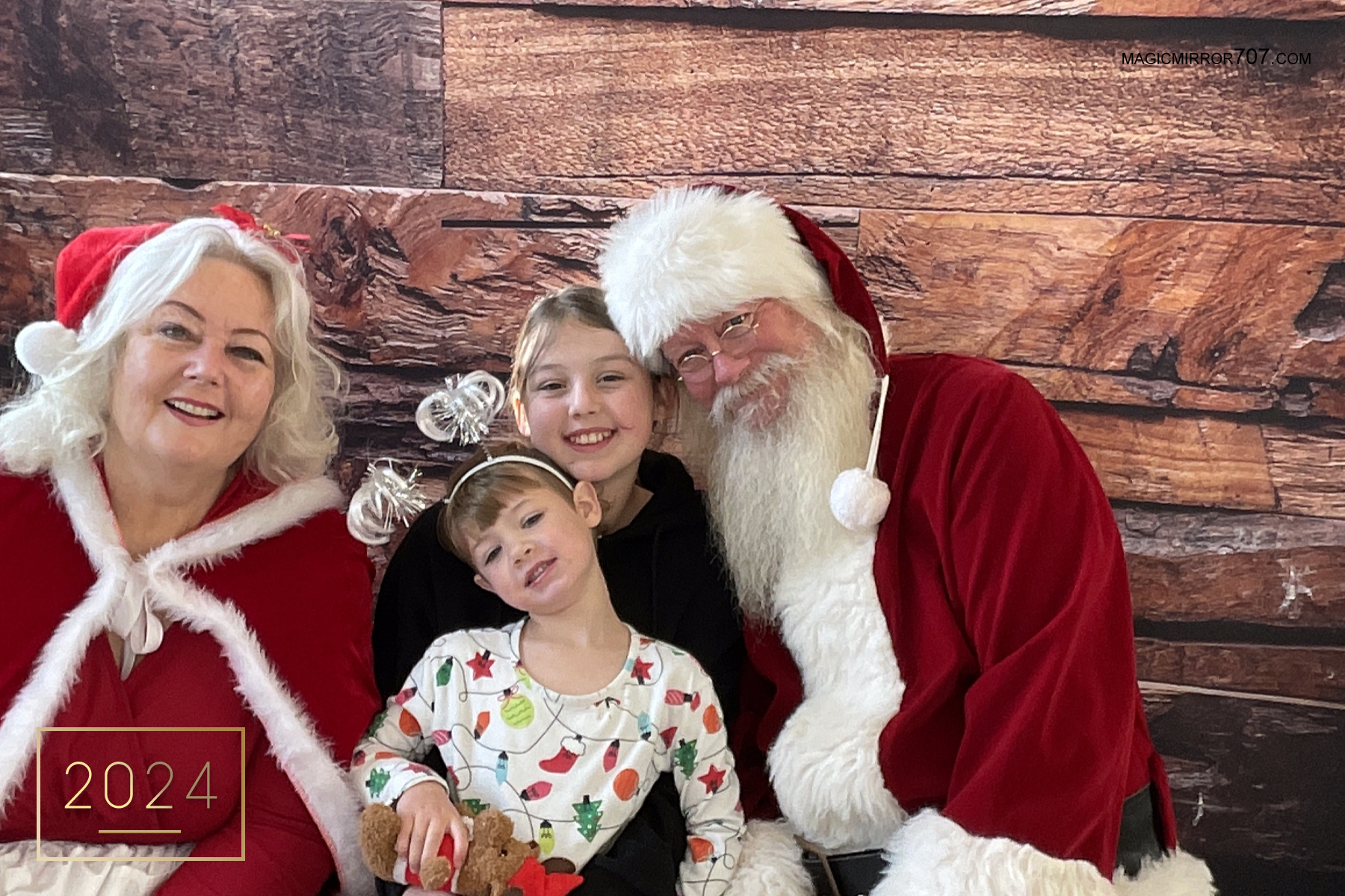 Pancake Breakfast with Santa & Mrs. Claus | View more photos from the event at gallery.magicmirror707.com/u/MagicMirror707/Pancake-Breakfast-with-Santa-Mrs-Claus