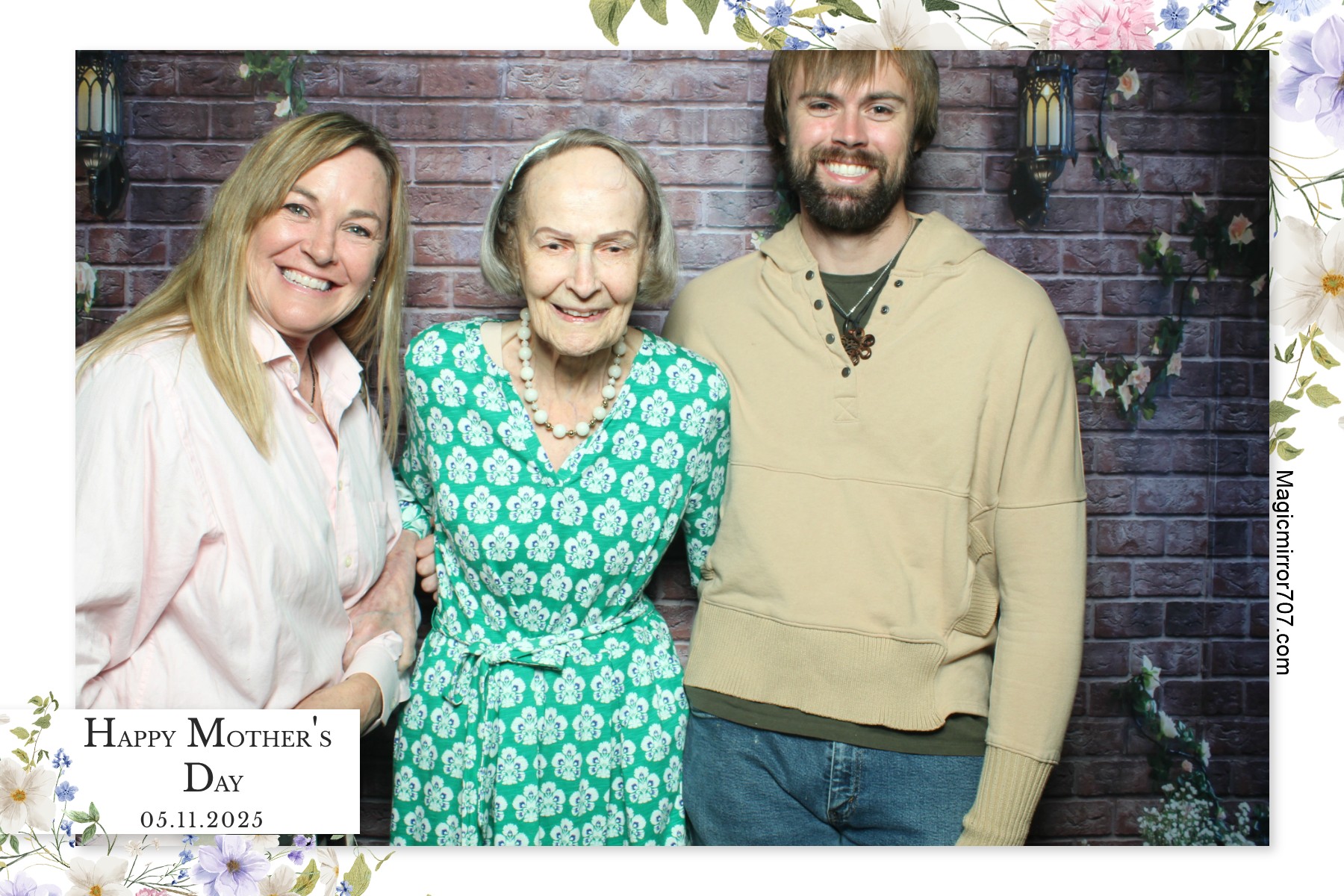 Mother's Day | View more photos from the event at gallery.magicmirror707.com/u/MagicMirror707/Mothers-Day
