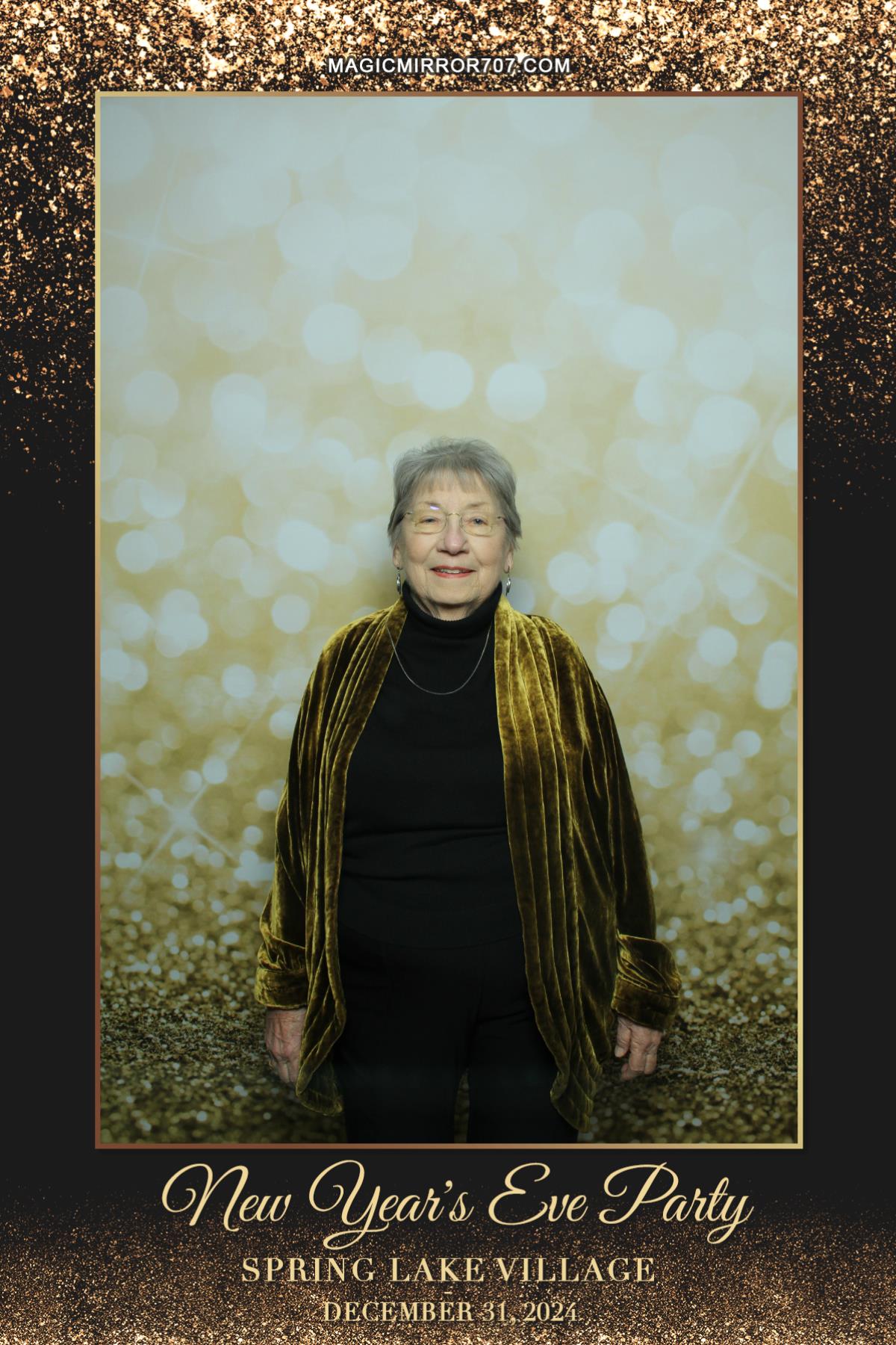 New Year Eve's Party | View more photos from the event at gallery.magicmirror707.com/u/MagicMirror707/New-Year-Eves-Party