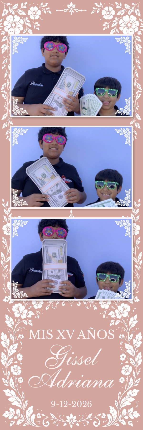 Gissel's Quinceañera | View more photos from the event at gallery.magicmirror707.com/u/MagicMirror707/Gissels-Quinceañera