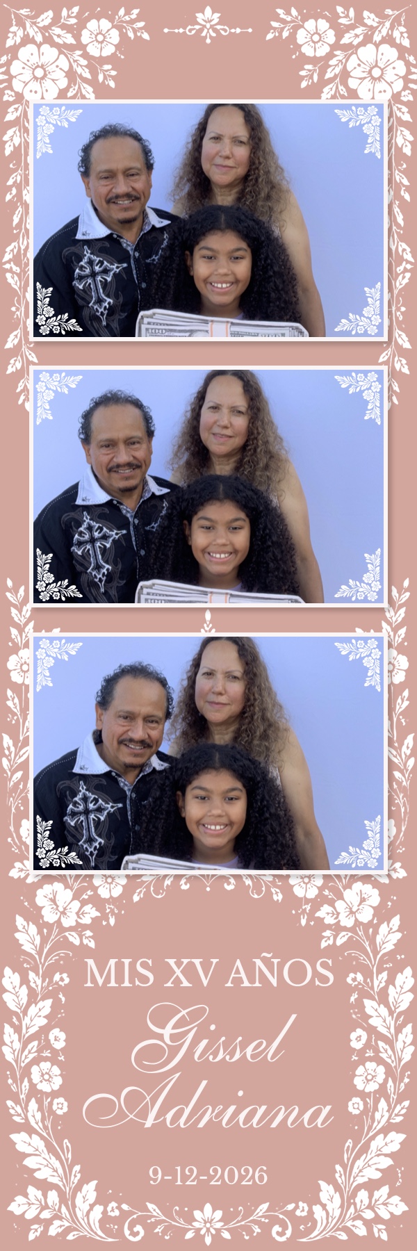 Gissel's Quinceañera | View more photos from the event at gallery.magicmirror707.com/u/MagicMirror707/Gissels-Quinceañera
