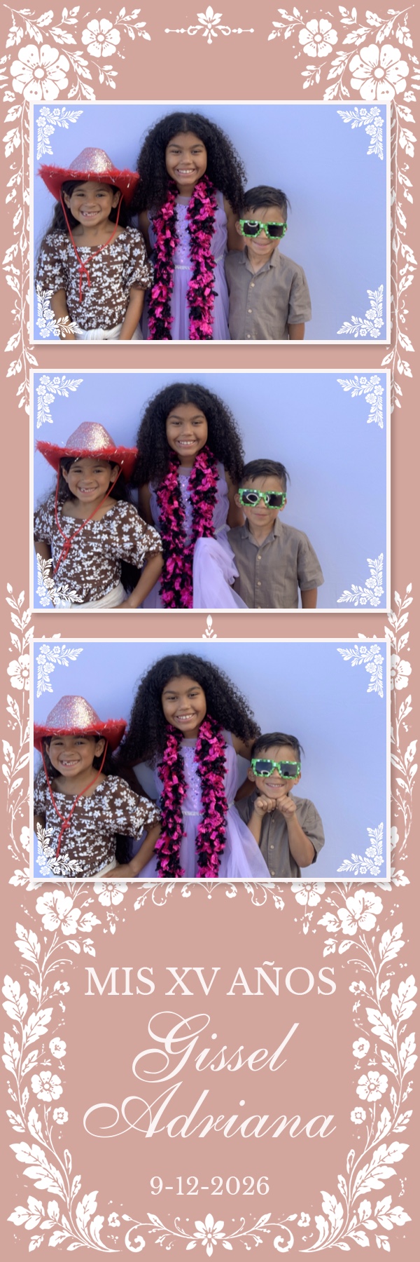 Gissel's Quinceañera | View more photos from the event at gallery.magicmirror707.com/u/MagicMirror707/Gissels-Quinceañera