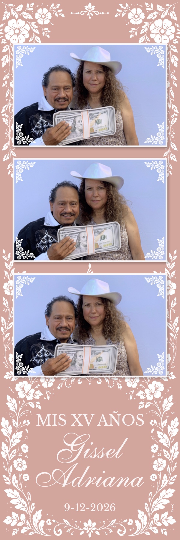 Gissel's Quinceañera | View more photos from the event at gallery.magicmirror707.com/u/MagicMirror707/Gissels-Quinceañera