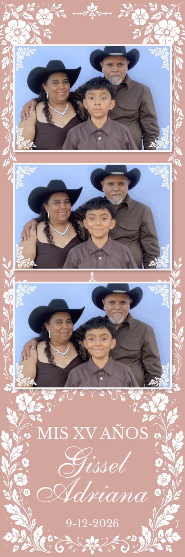 Gissel's Quinceañera | View more photos from the event at gallery.magicmirror707.com/u/MagicMirror707/Gissels-Quinceañera
