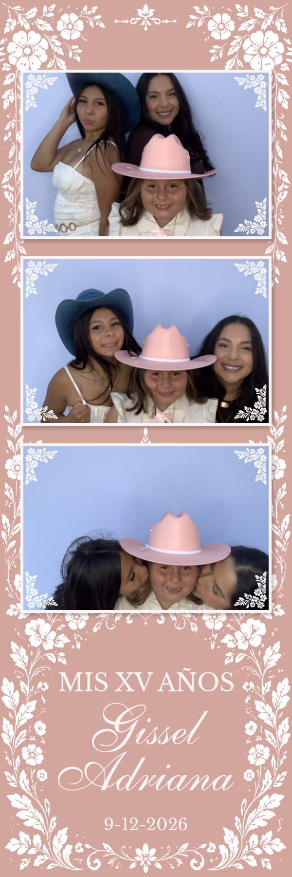 Gissel's Quinceañera | View more photos from the event at gallery.magicmirror707.com/u/MagicMirror707/Gissels-Quinceañera