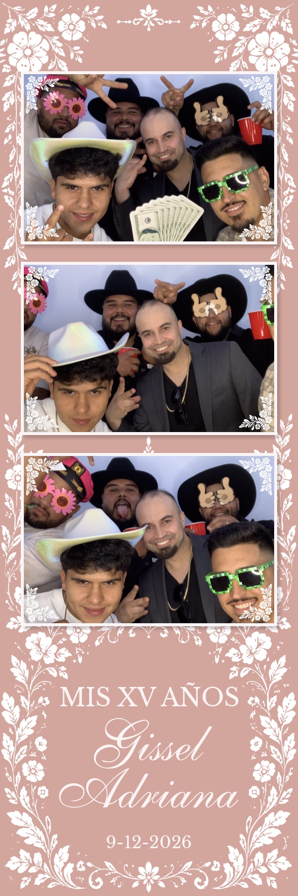 Gissel's Quinceañera | View more photos from the event at gallery.magicmirror707.com/u/MagicMirror707/Gissels-Quinceañera