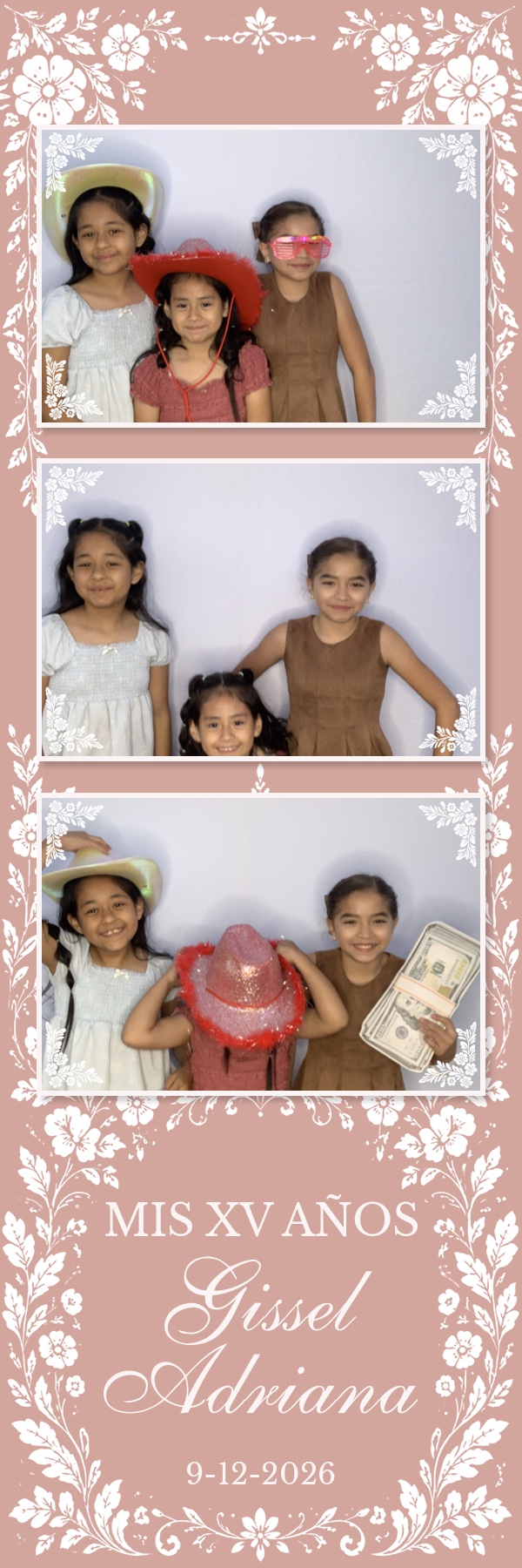 Gissel's Quinceañera | View more photos from the event at gallery.magicmirror707.com/u/MagicMirror707/Gissels-Quinceañera