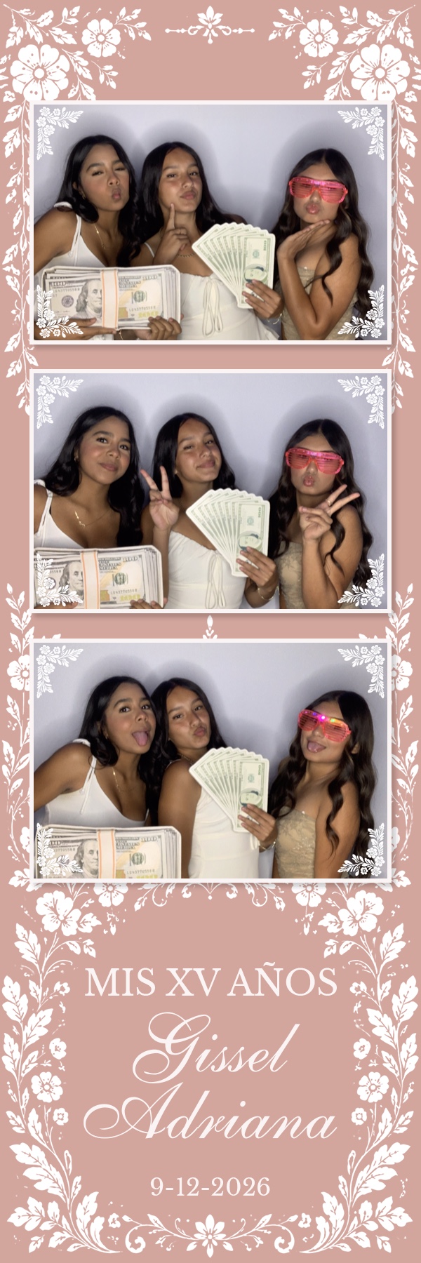 Gissel's Quinceañera | View more photos from the event at gallery.magicmirror707.com/u/MagicMirror707/Gissels-Quinceañera