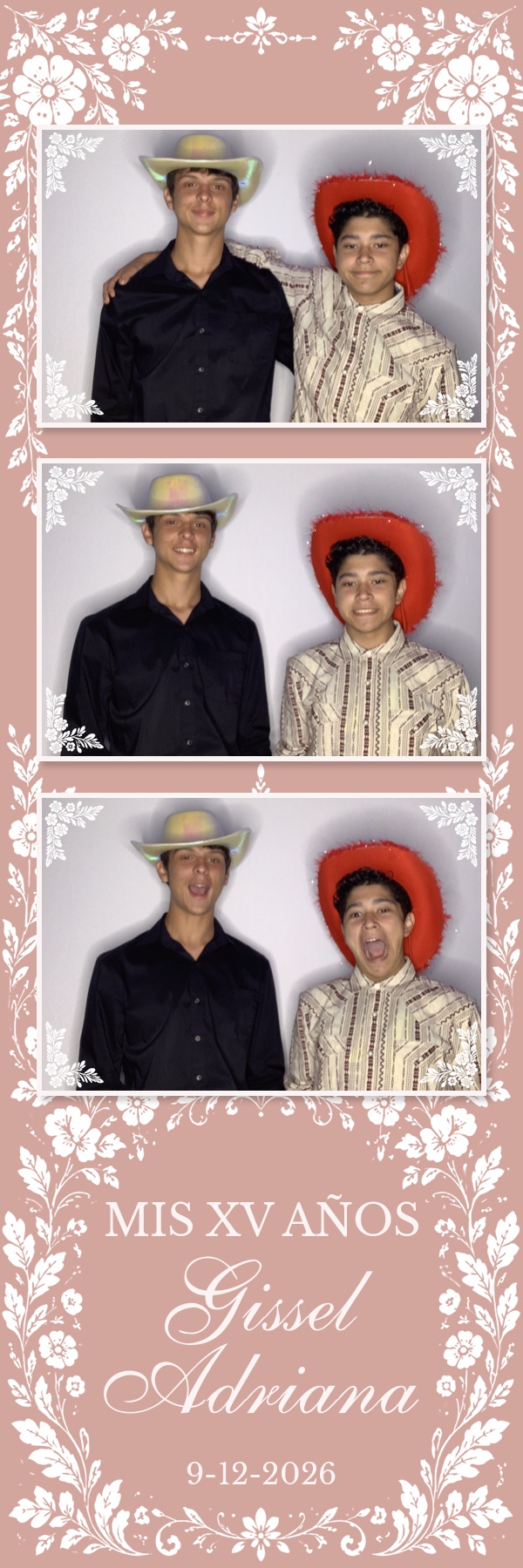 Gissel's Quinceañera | View more photos from the event at gallery.magicmirror707.com/u/MagicMirror707/Gissels-Quinceañera