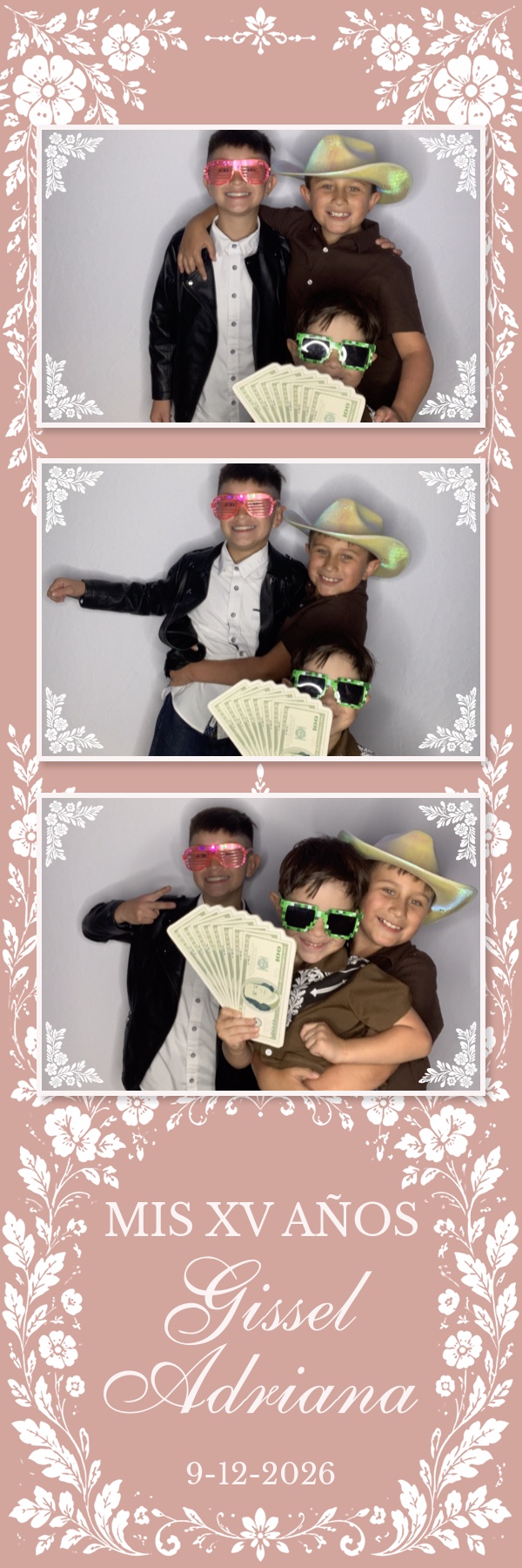 Gissel's Quinceañera | View more photos from the event at gallery.magicmirror707.com/u/MagicMirror707/Gissels-Quinceañera
