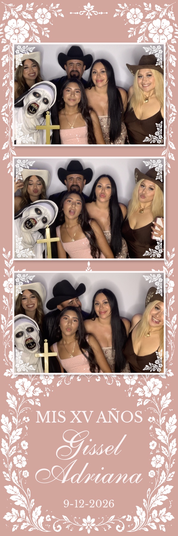 Gissel's Quinceañera | View more photos from the event at gallery.magicmirror707.com/u/MagicMirror707/Gissels-Quinceañera