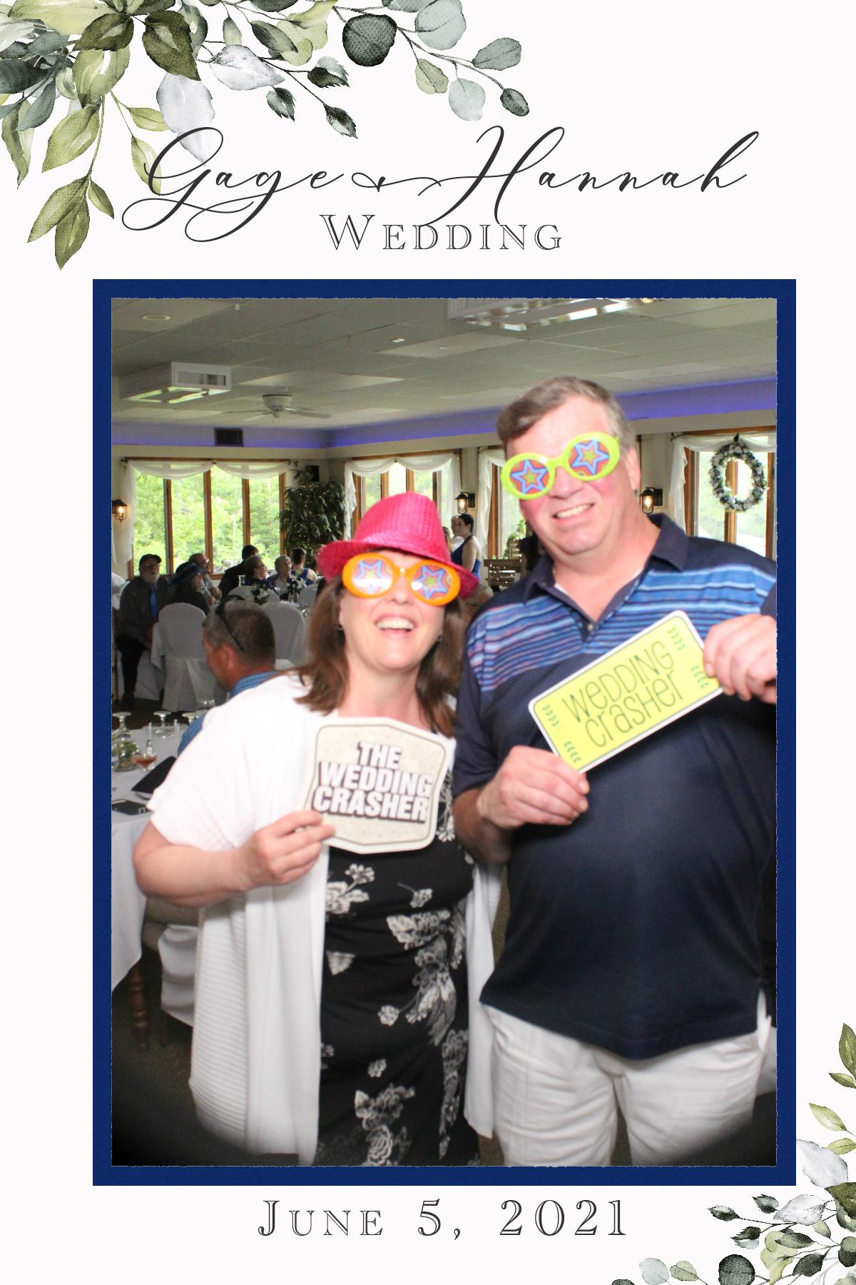 Gage and Hannah's Wedding | View more photos from the event at gallery.mainemagicmirror.com/u/MaineMagicMirror/Gage-and-Hannahs-Wedding