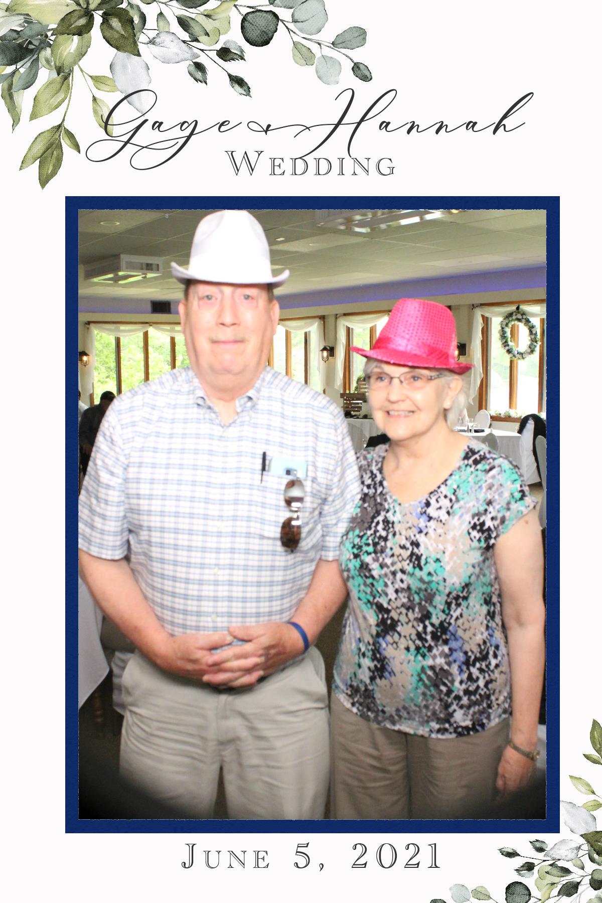 Gage and Hannah's Wedding | View more photos from the event at gallery.mainemagicmirror.com/u/MaineMagicMirror/Gage-and-Hannahs-Wedding