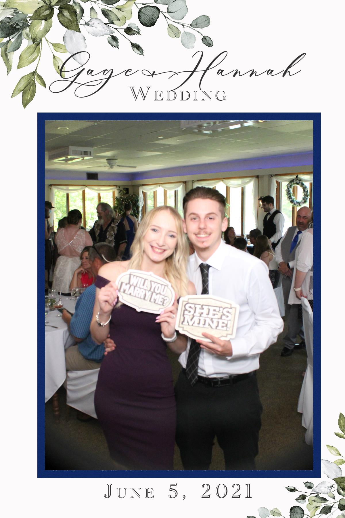 Gage and Hannah's Wedding | View more photos from the event at gallery.mainemagicmirror.com/u/MaineMagicMirror/Gage-and-Hannahs-Wedding