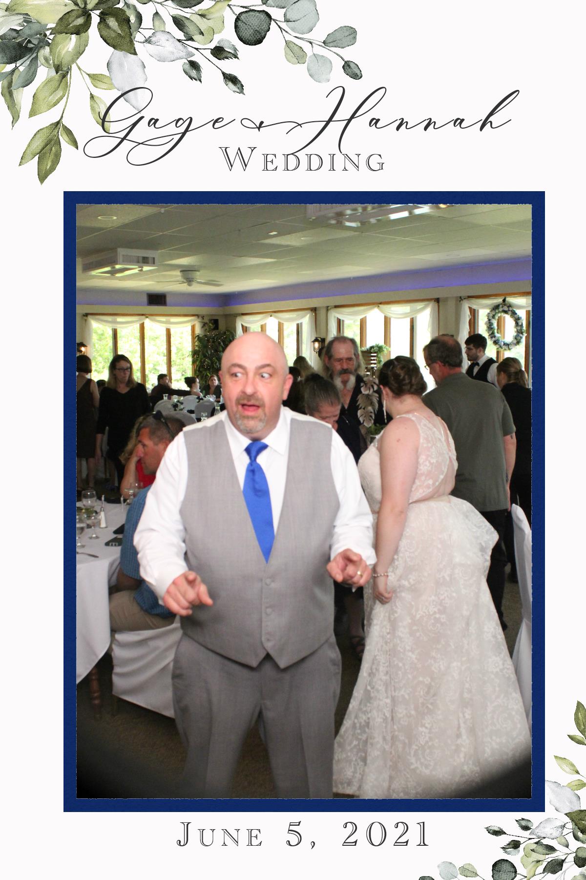 Gage and Hannah's Wedding | View more photos from the event at gallery.mainemagicmirror.com/u/MaineMagicMirror/Gage-and-Hannahs-Wedding