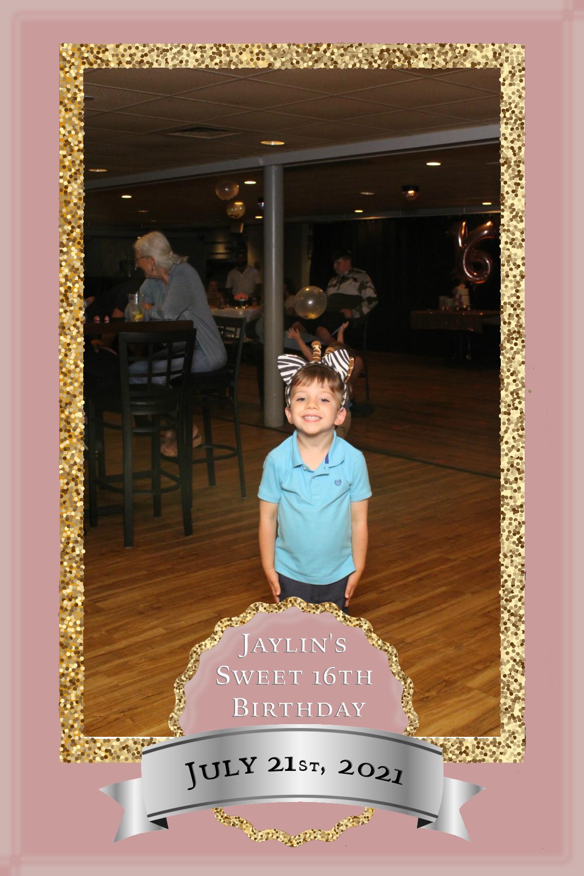 Jaylin's Sweet 16th Birthday | View more photos from the event at gallery.mainemagicmirror.com/u/MaineMagicMirror/Jaylins-Sweet-16th-Birthday