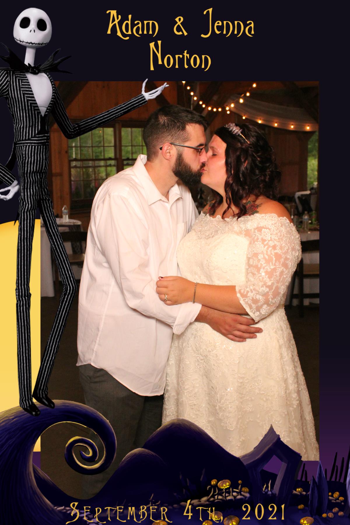 Jenna and Adam's Wedding | View more photos from the event at gallery.mainemagicmirror.com/u/MaineMagicMirror/Jenna-and-Adams-Wedding
