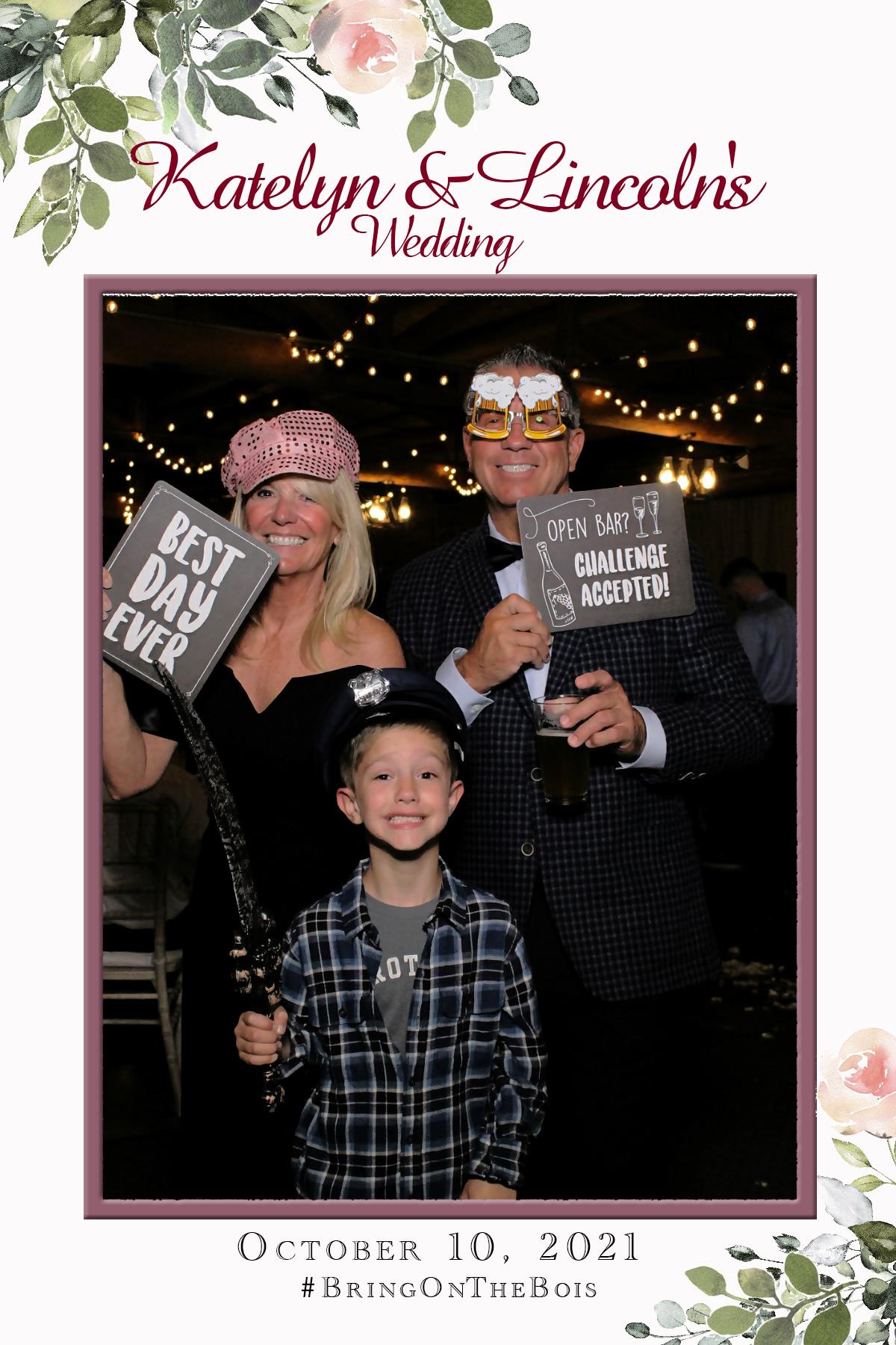 Katelyn and Lincoln's Wedding | View more photos from the event at gallery.mainemagicmirror.com/u/MaineMagicMirror/Katelyn-and-Lincolns-Wedding