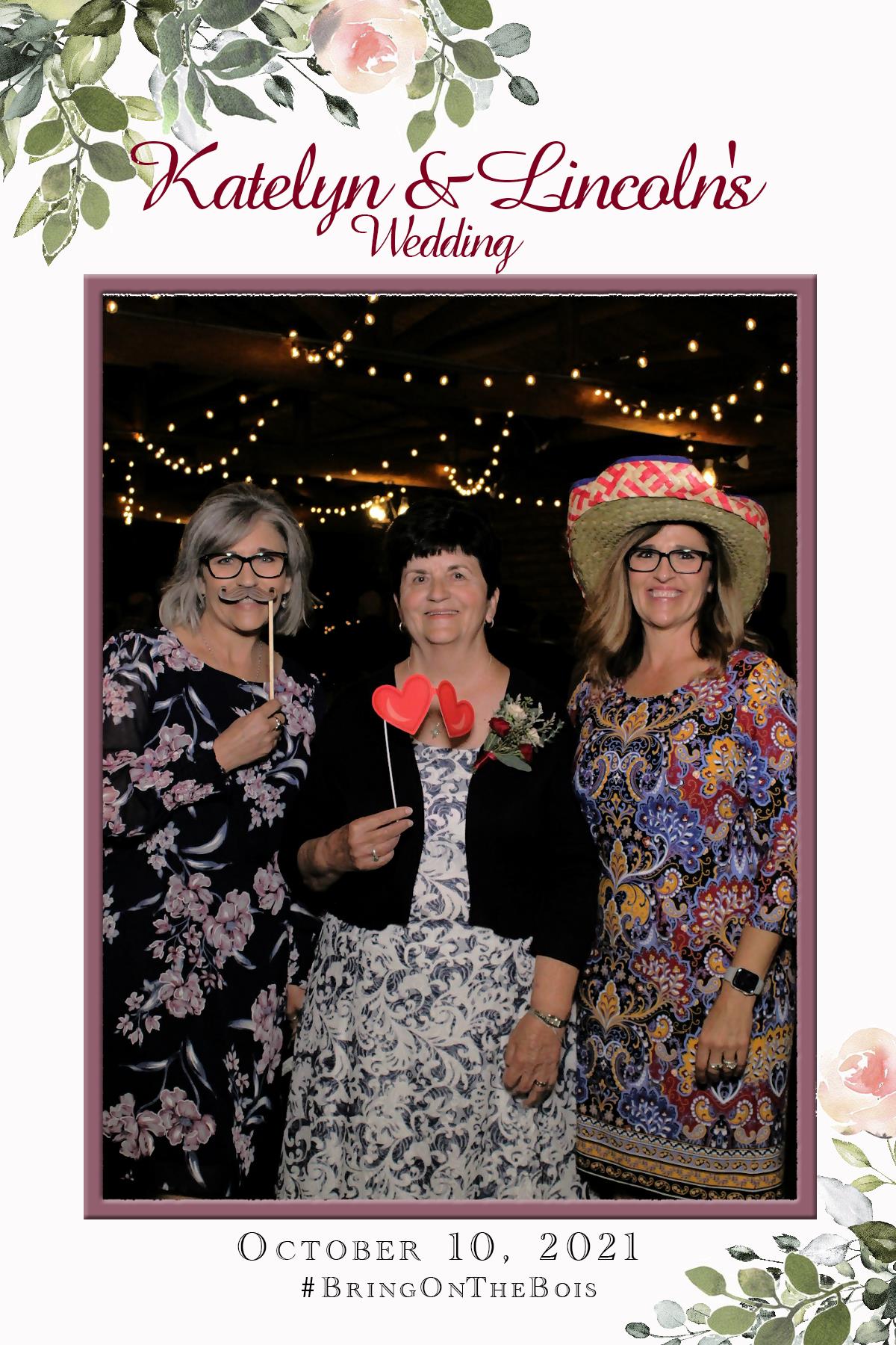 Katelyn and Lincoln's Wedding | View more photos from the event at gallery.mainemagicmirror.com/u/MaineMagicMirror/Katelyn-and-Lincolns-Wedding