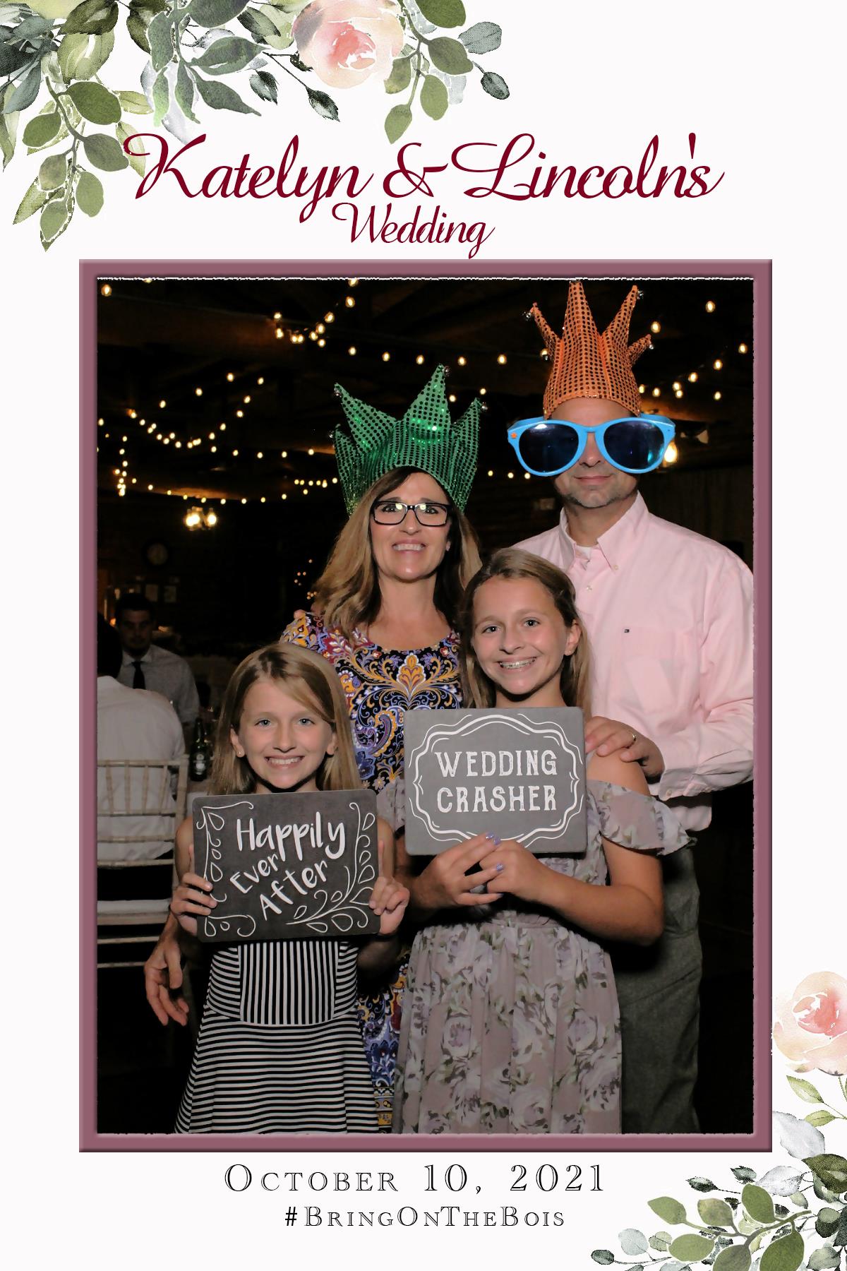 Katelyn and Lincoln's Wedding | View more photos from the event at gallery.mainemagicmirror.com/u/MaineMagicMirror/Katelyn-and-Lincolns-Wedding