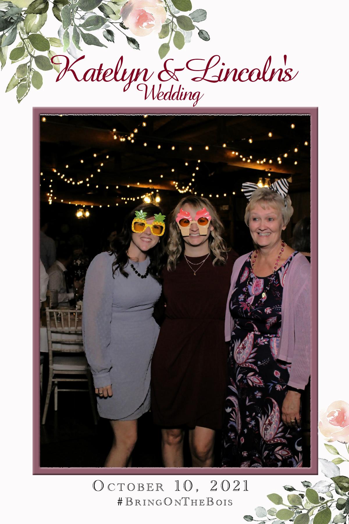 Katelyn and Lincoln's Wedding | View more photos from the event at gallery.mainemagicmirror.com/u/MaineMagicMirror/Katelyn-and-Lincolns-Wedding