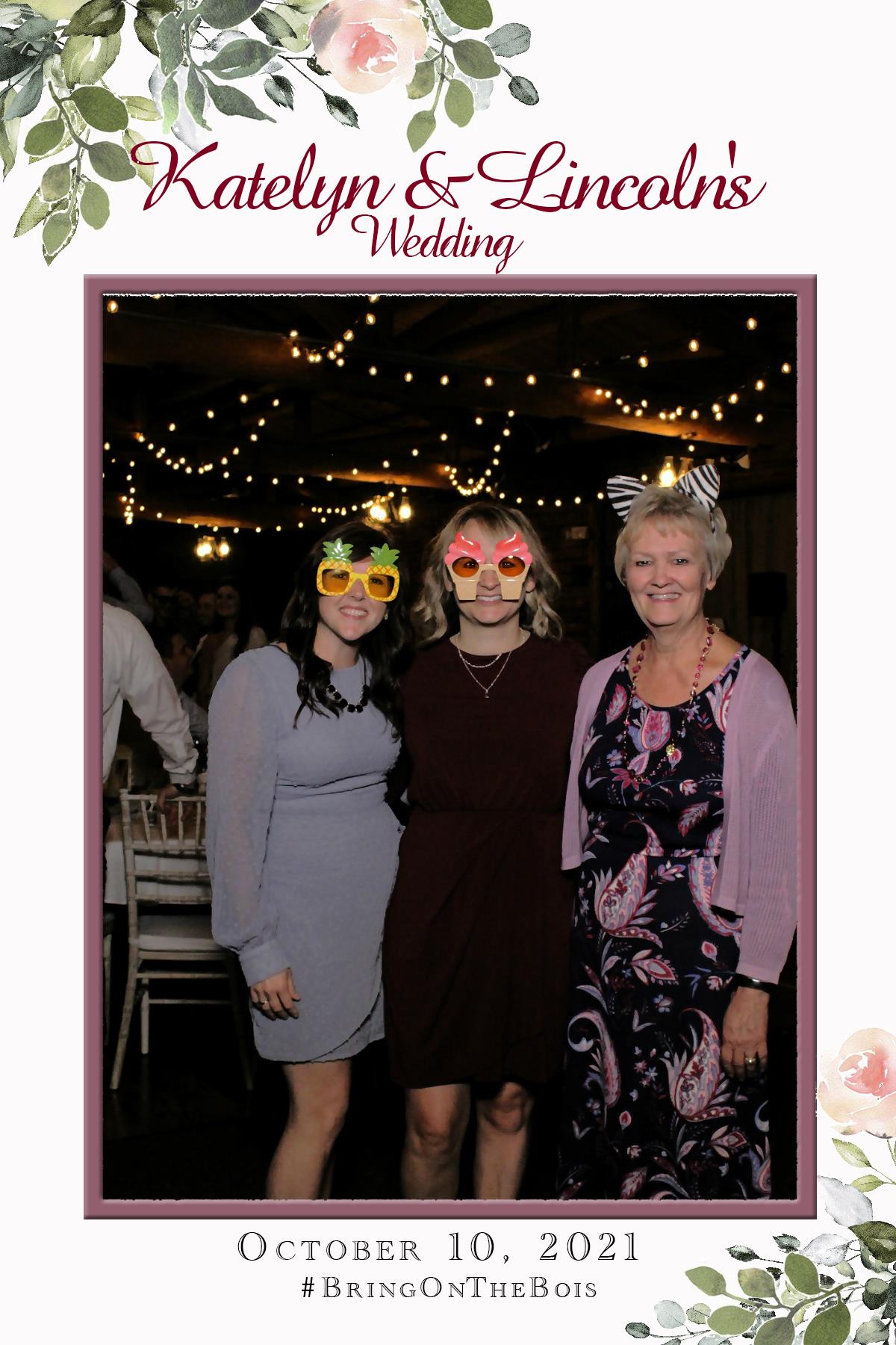 Katelyn and Lincoln's Wedding | View more photos from the event at gallery.mainemagicmirror.com/u/MaineMagicMirror/Katelyn-and-Lincolns-Wedding