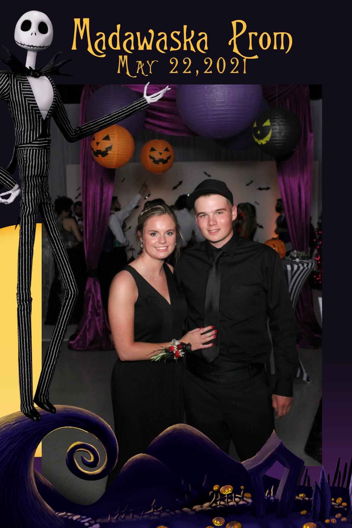 Madawaska Prom | View more photos from the event at gallery.mainemagicmirror.com/u/MaineMagicMirror/Madawaska-Prom