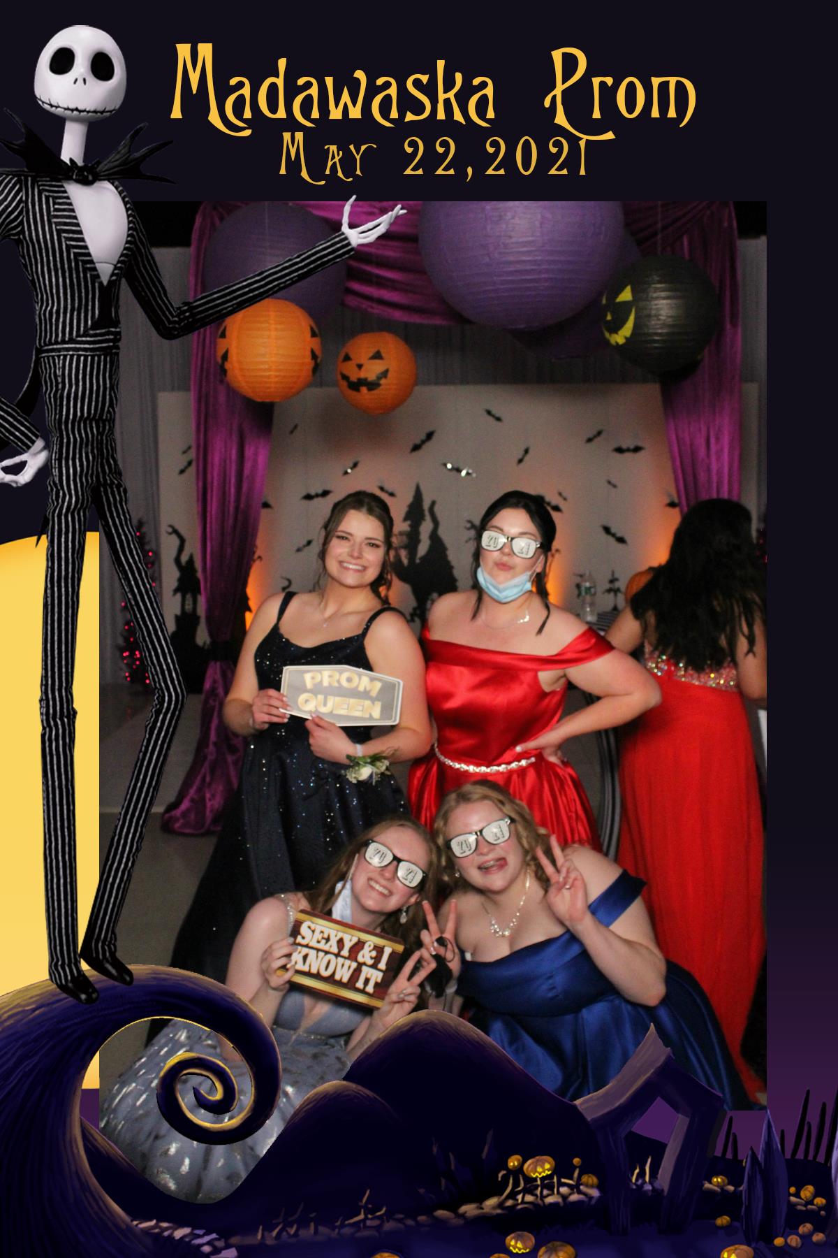 Madawaska Prom | View more photos from the event at gallery.mainemagicmirror.com/u/MaineMagicMirror/Madawaska-Prom