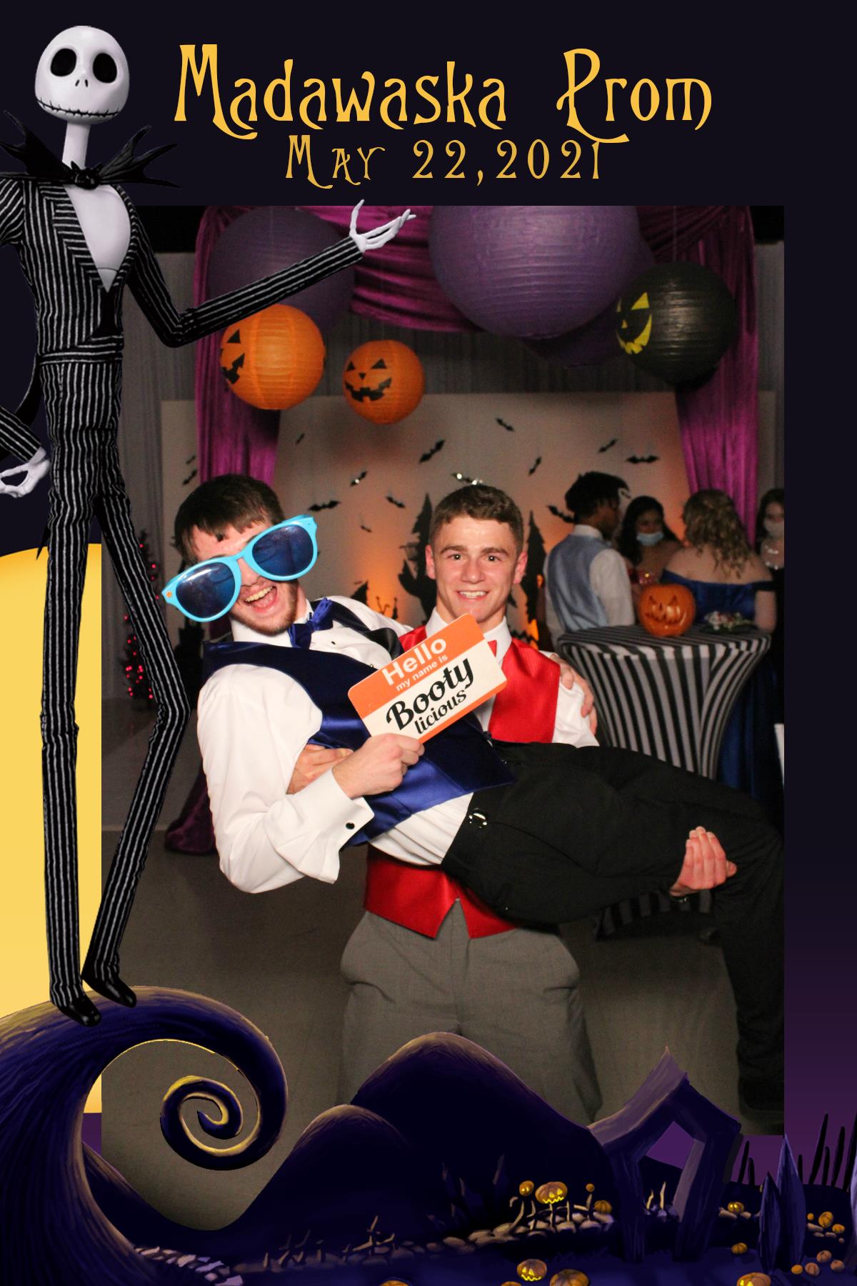 Madawaska Prom | View more photos from the event at gallery.mainemagicmirror.com/u/MaineMagicMirror/Madawaska-Prom