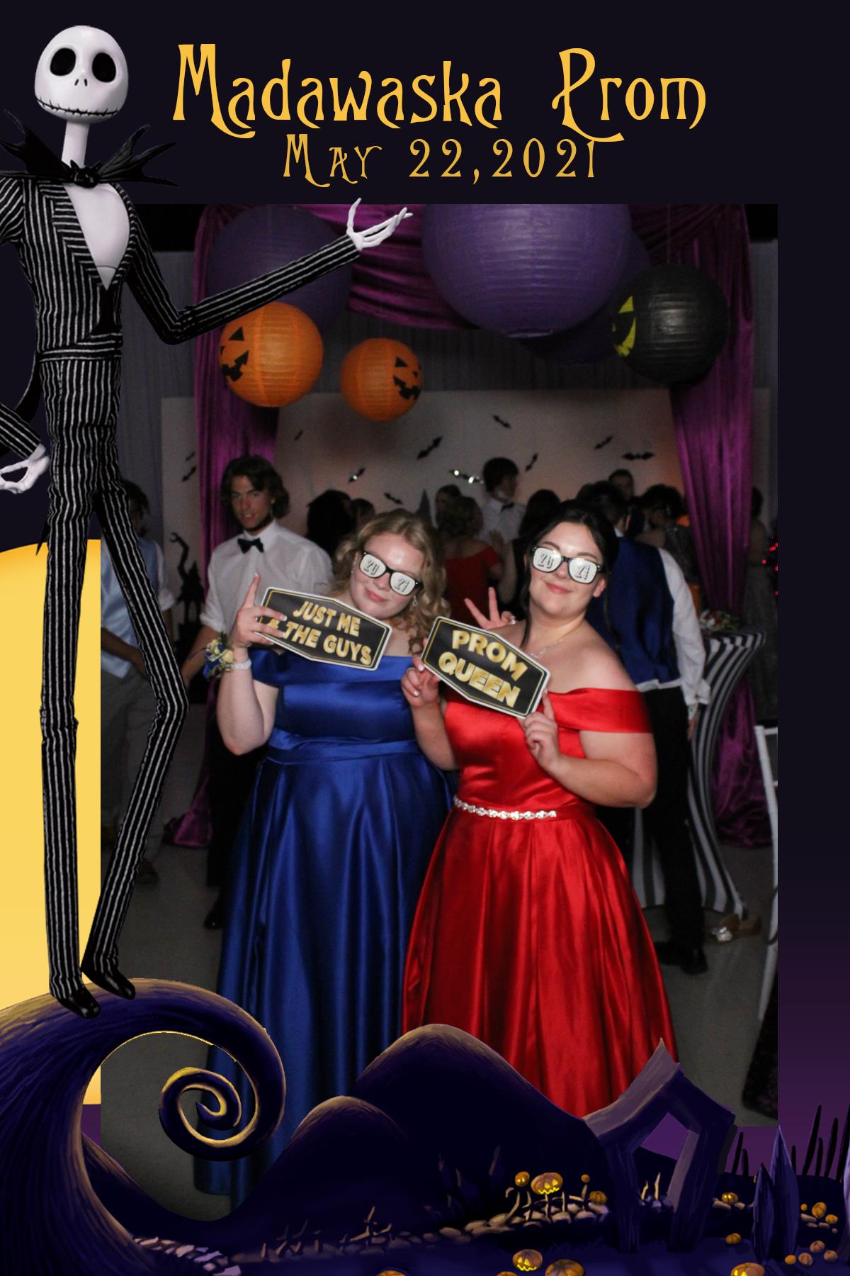 Madawaska Prom | View more photos from the event at gallery.mainemagicmirror.com/u/MaineMagicMirror/Madawaska-Prom