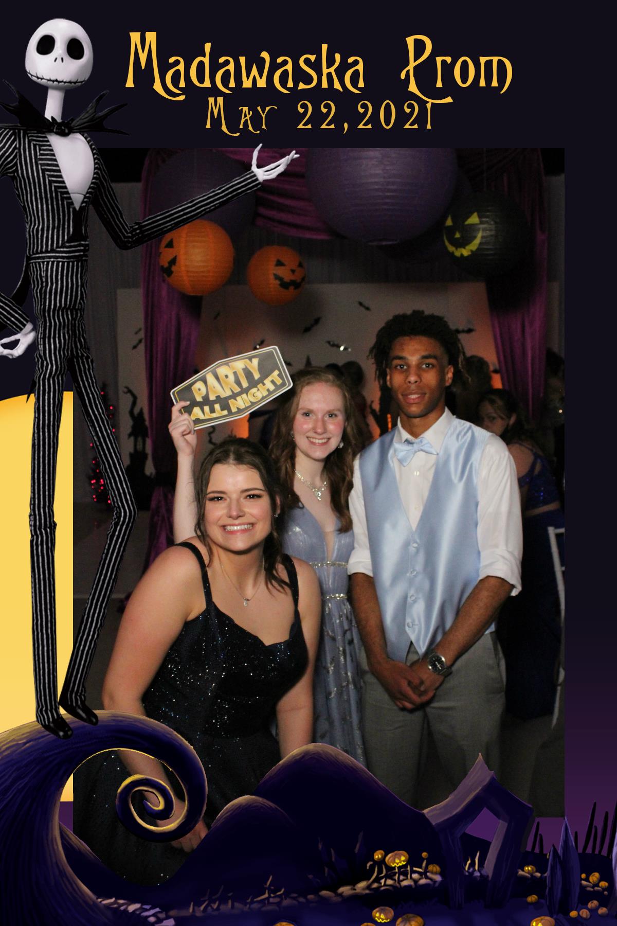 Madawaska Prom | View more photos from the event at gallery.mainemagicmirror.com/u/MaineMagicMirror/Madawaska-Prom