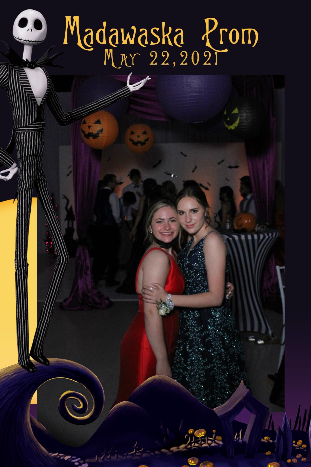 Madawaska Prom | View more photos from the event at gallery.mainemagicmirror.com/u/MaineMagicMirror/Madawaska-Prom