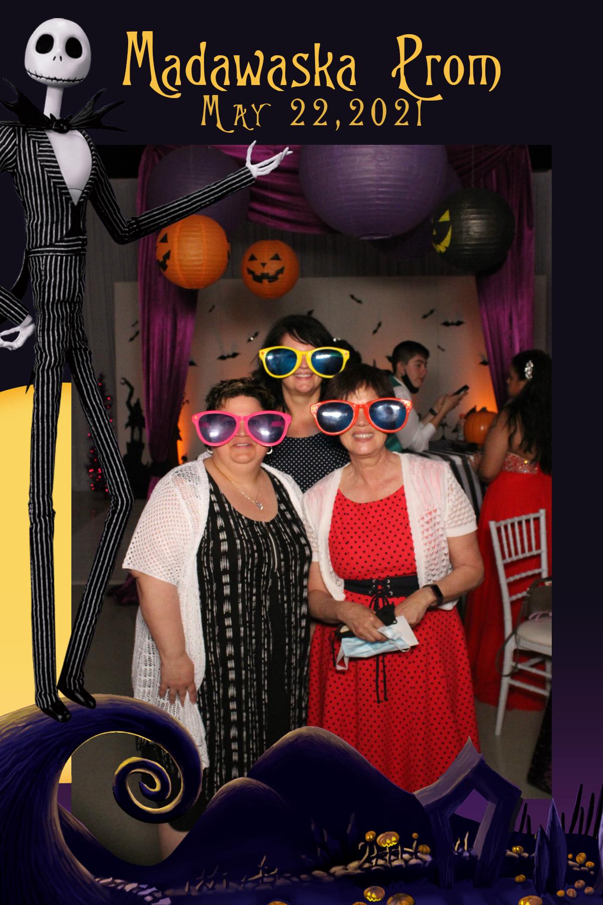 Madawaska Prom | View more photos from the event at gallery.mainemagicmirror.com/u/MaineMagicMirror/Madawaska-Prom