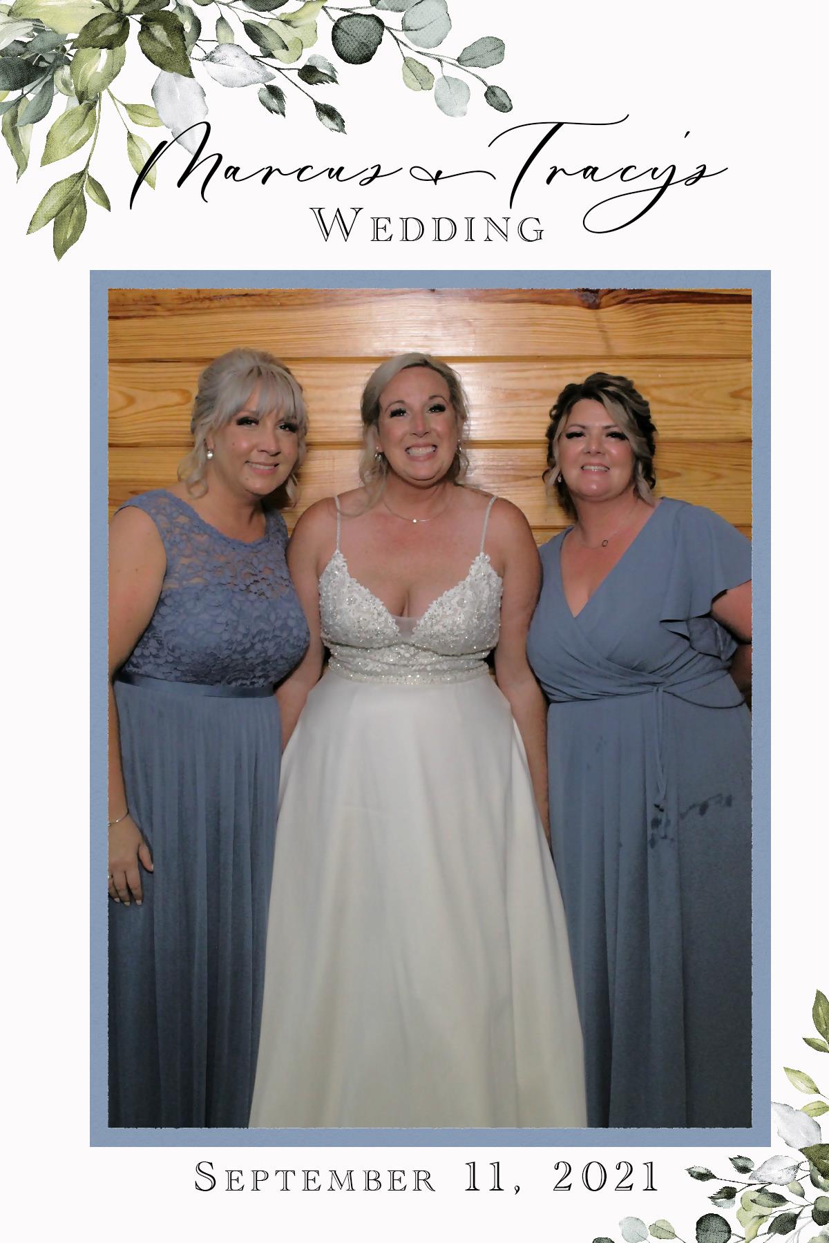 Marcus and Tracy's Wedding | View more photos from the event at gallery.mainemagicmirror.com/u/MaineMagicMirror/Marcus-and-Tracys-Wedding