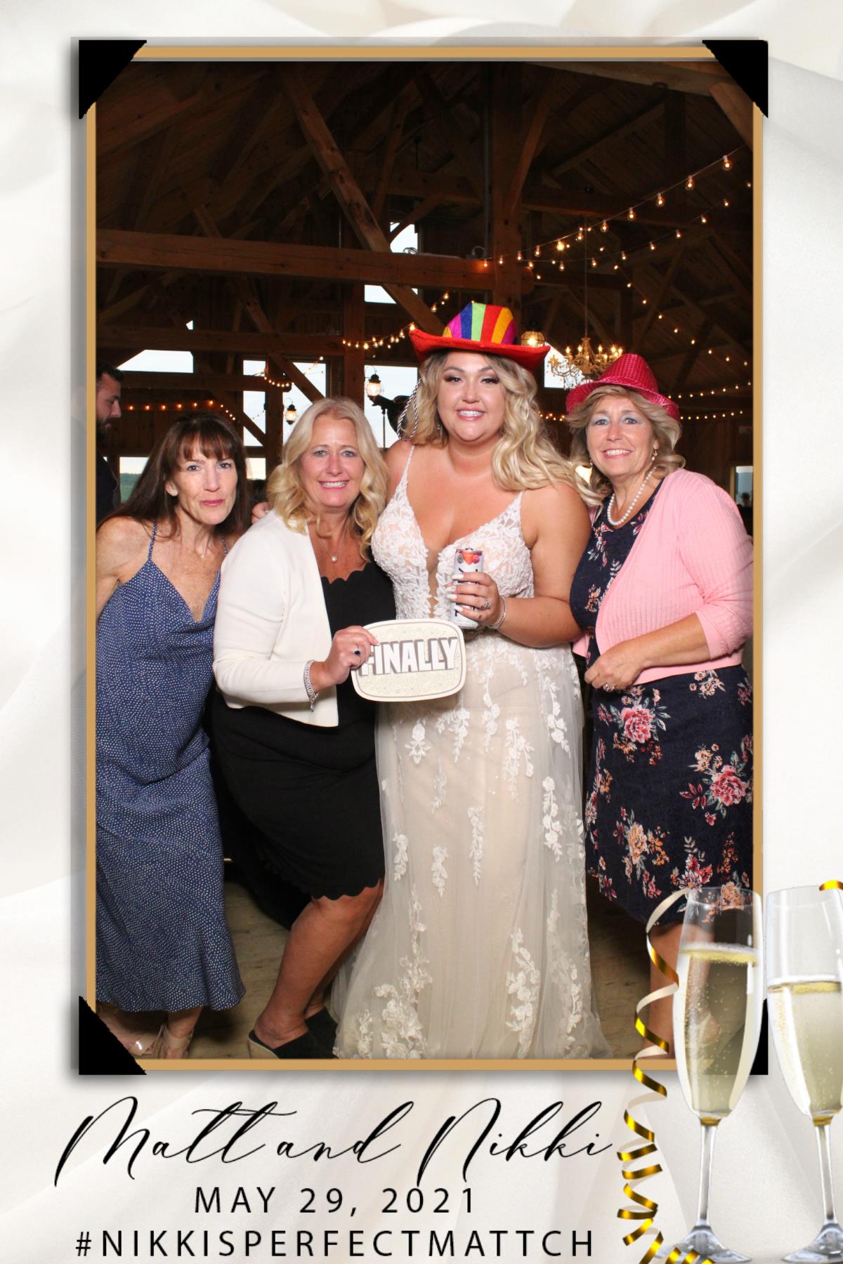 Matt and Nikki's Wedding | View more photos from the event at gallery.mainemagicmirror.com/u/MaineMagicMirror/Matt-and-Nikkis-Wedding
