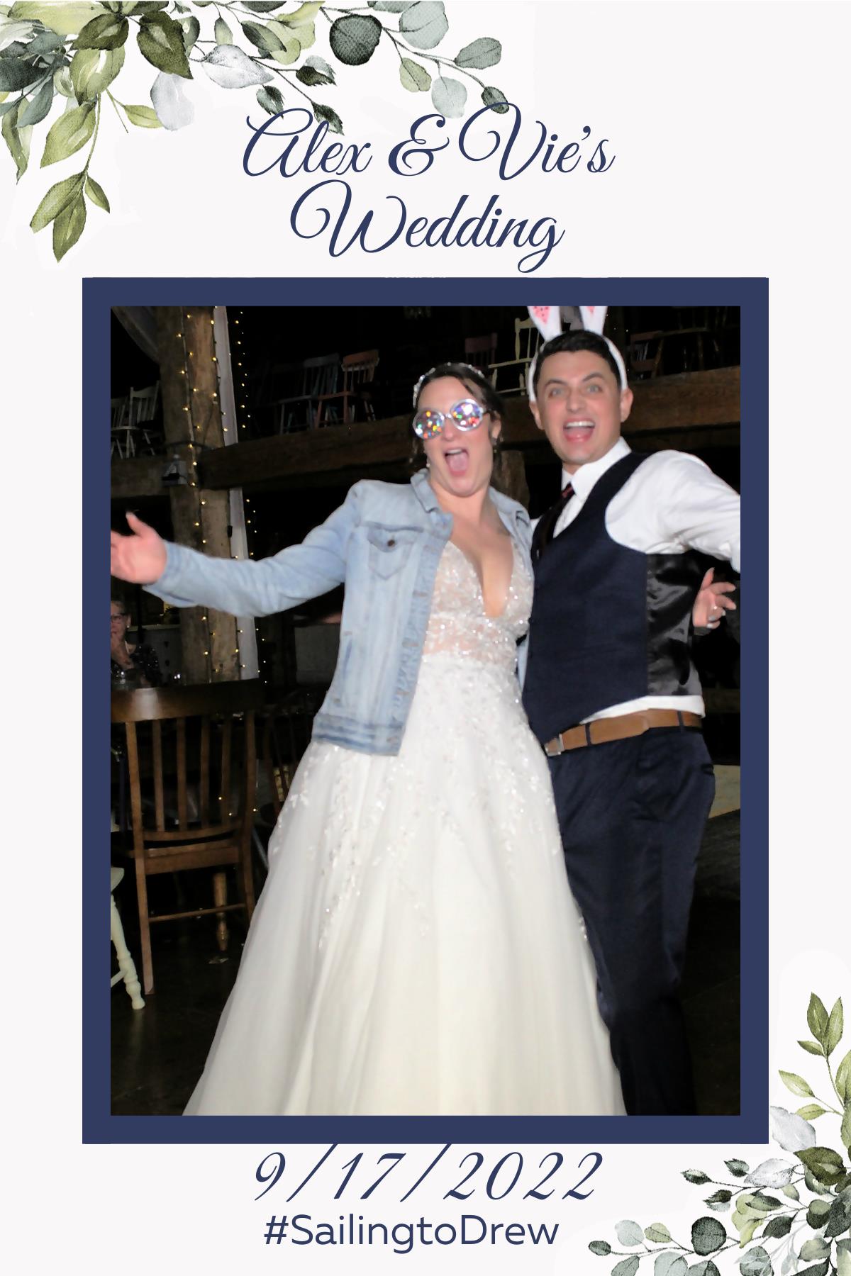 Alex and Vie's Wedding | View more photos from the event at gallery.mainemagicmirror.com/u/MaineMagicMirror/Alex-and-Vies-Wedding