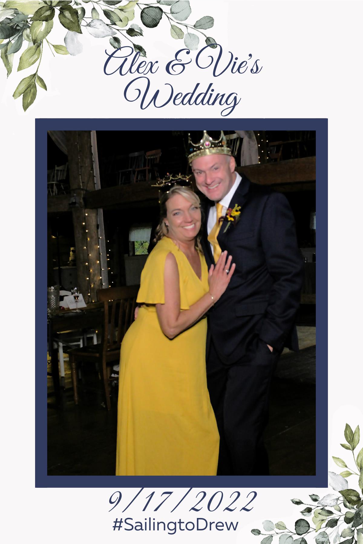 Alex and Vie's Wedding | View more photos from the event at gallery.mainemagicmirror.com/u/MaineMagicMirror/Alex-and-Vies-Wedding