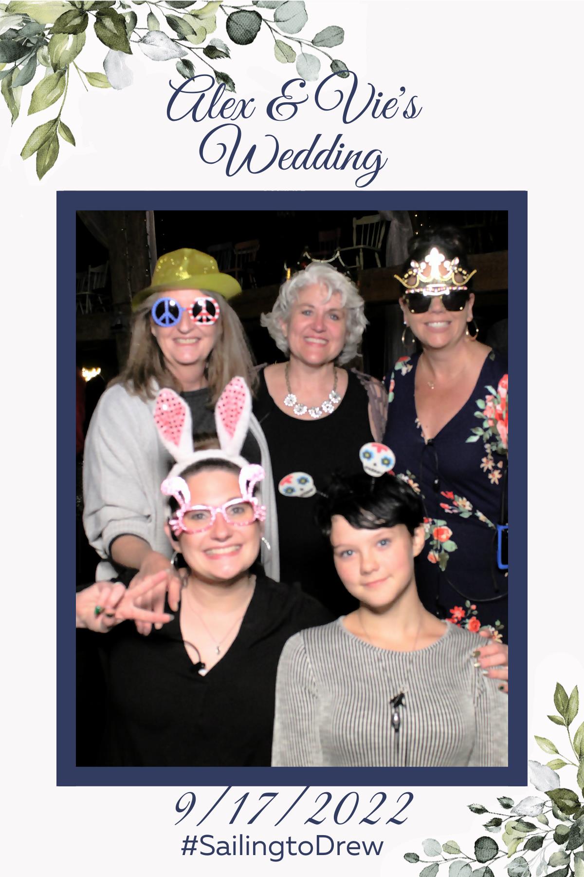Alex and Vie's Wedding | View more photos from the event at gallery.mainemagicmirror.com/u/MaineMagicMirror/Alex-and-Vies-Wedding
