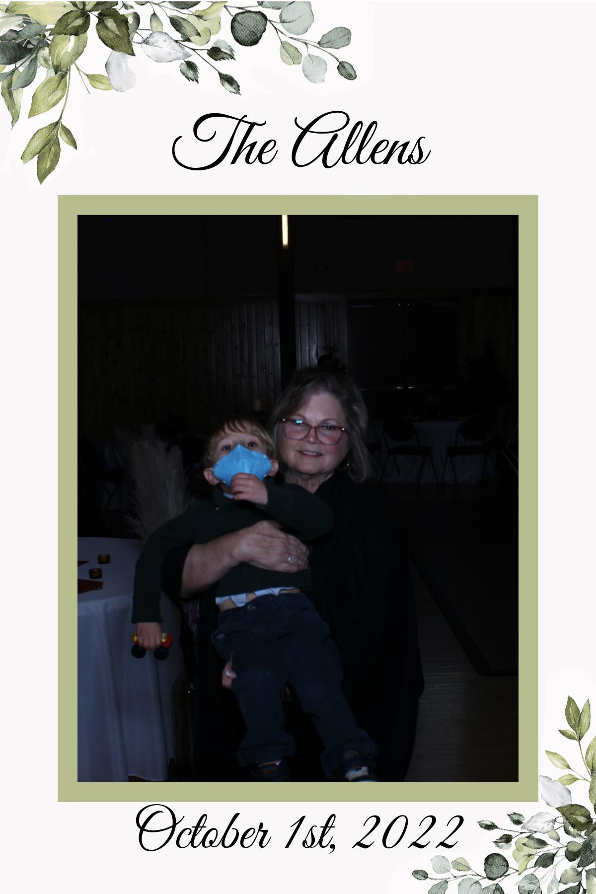 Annie and Zach's Wedding | View more photos from the event at gallery.mainemagicmirror.com/u/MaineMagicMirror/Annie-and-Zachs-Wedding