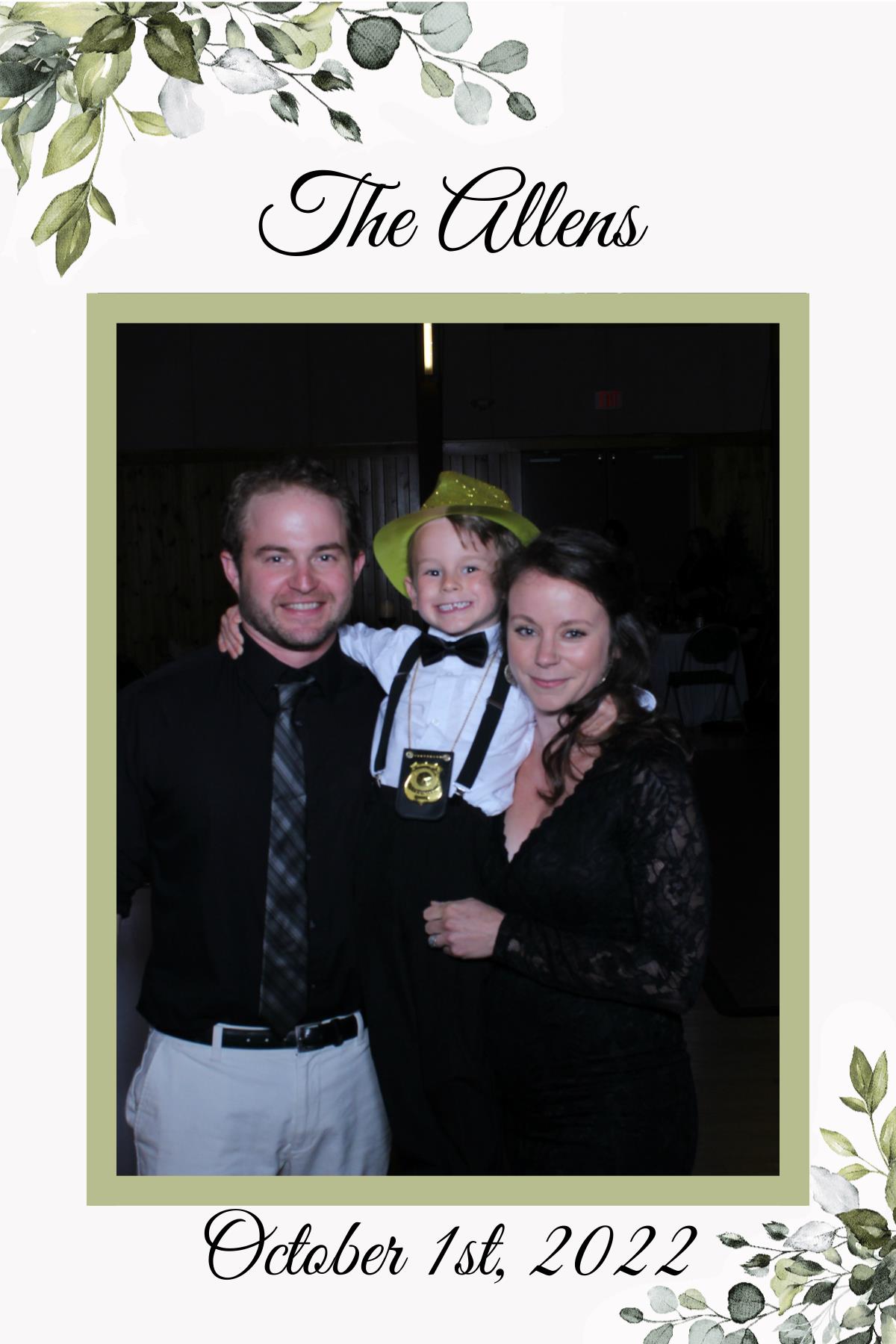 Annie and Zach's Wedding | View more photos from the event at gallery.mainemagicmirror.com/u/MaineMagicMirror/Annie-and-Zachs-Wedding