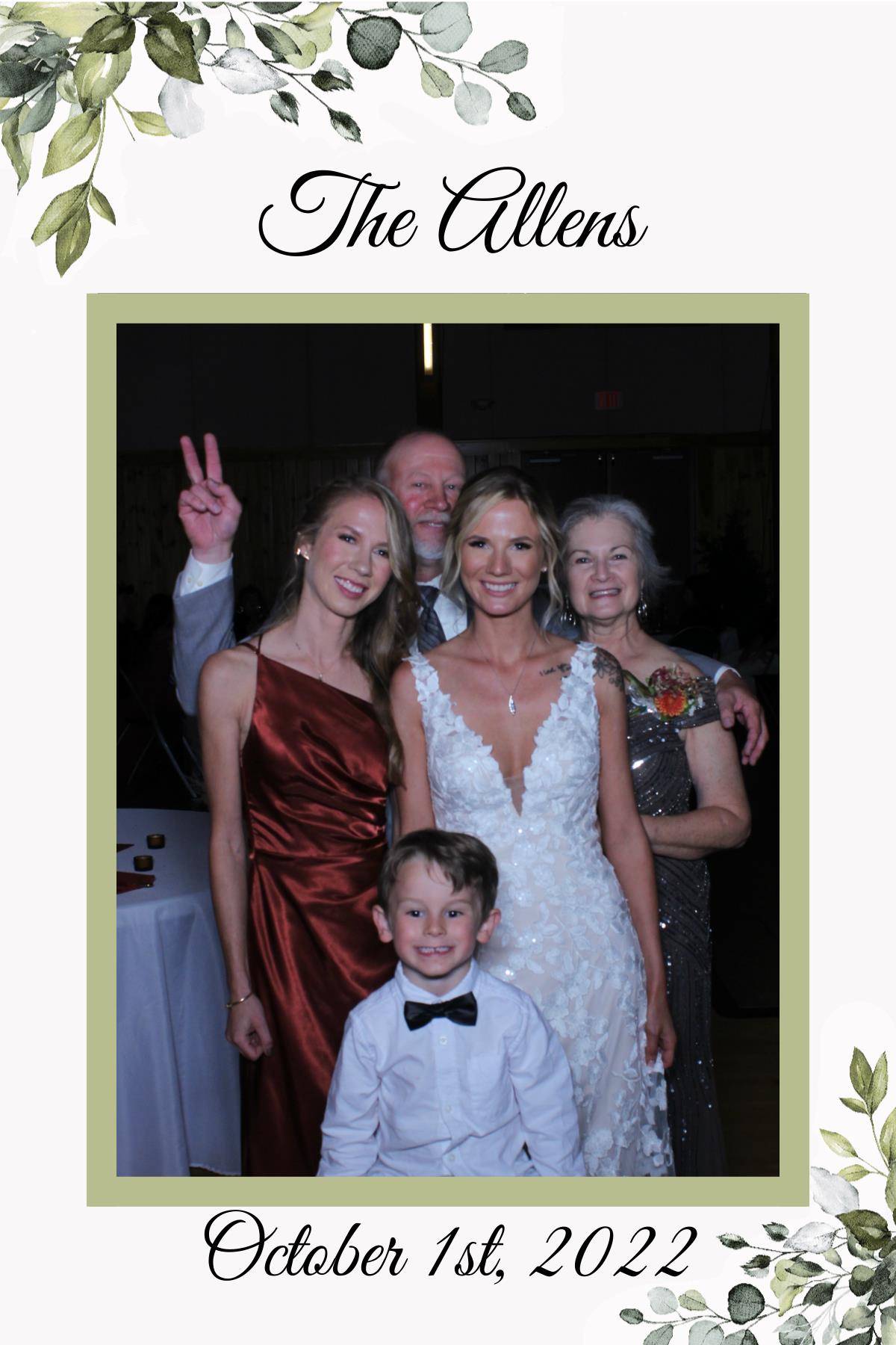 Annie and Zach's Wedding | View more photos from the event at gallery.mainemagicmirror.com/u/MaineMagicMirror/Annie-and-Zachs-Wedding