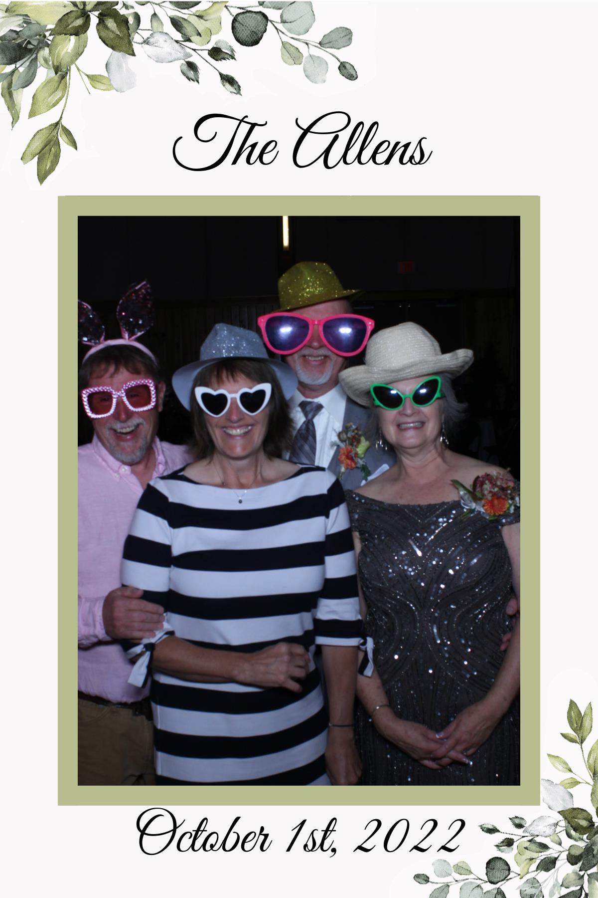 Annie and Zach's Wedding | View more photos from the event at gallery.mainemagicmirror.com/u/MaineMagicMirror/Annie-and-Zachs-Wedding