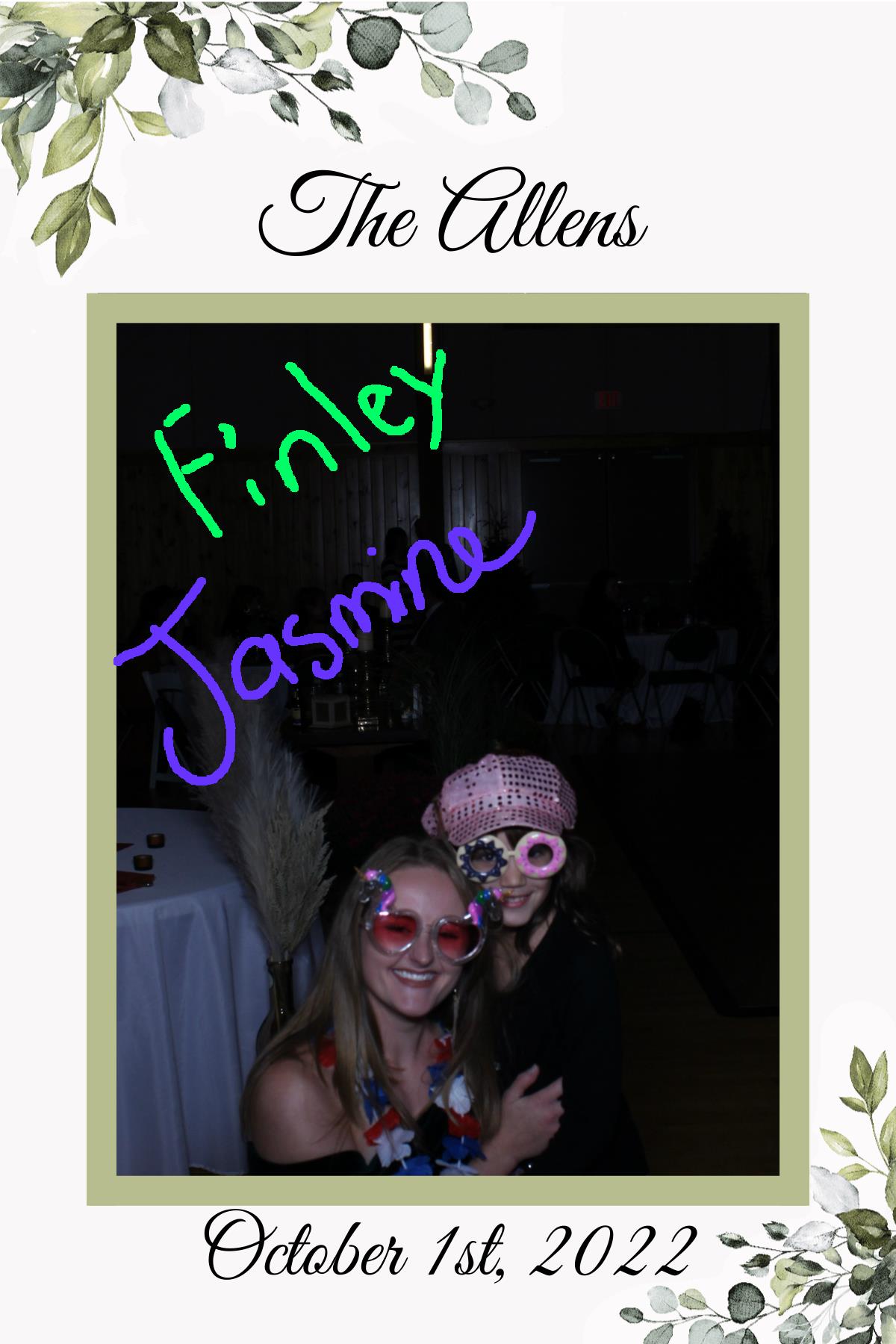 Annie and Zach's Wedding | View more photos from the event at gallery.mainemagicmirror.com/u/MaineMagicMirror/Annie-and-Zachs-Wedding